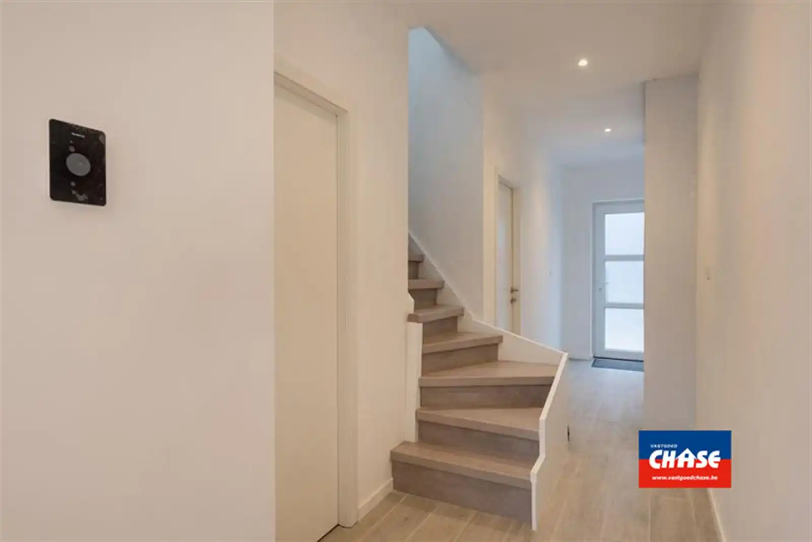 Volledig gerenoveerde woning!  foto 15