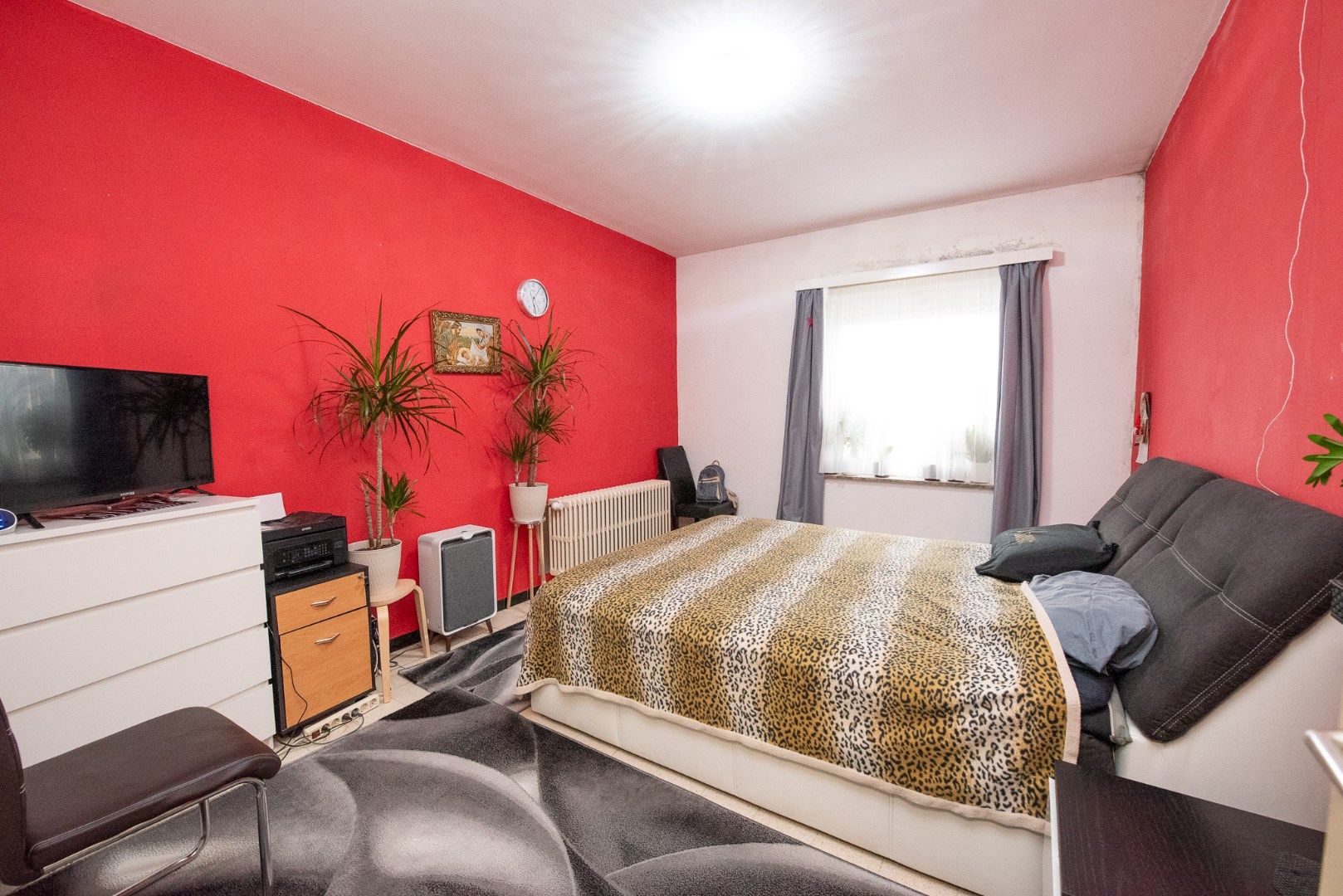 Centraal gelegen ruim en lichtrijk appartement met 3 slaapkamers! foto 9