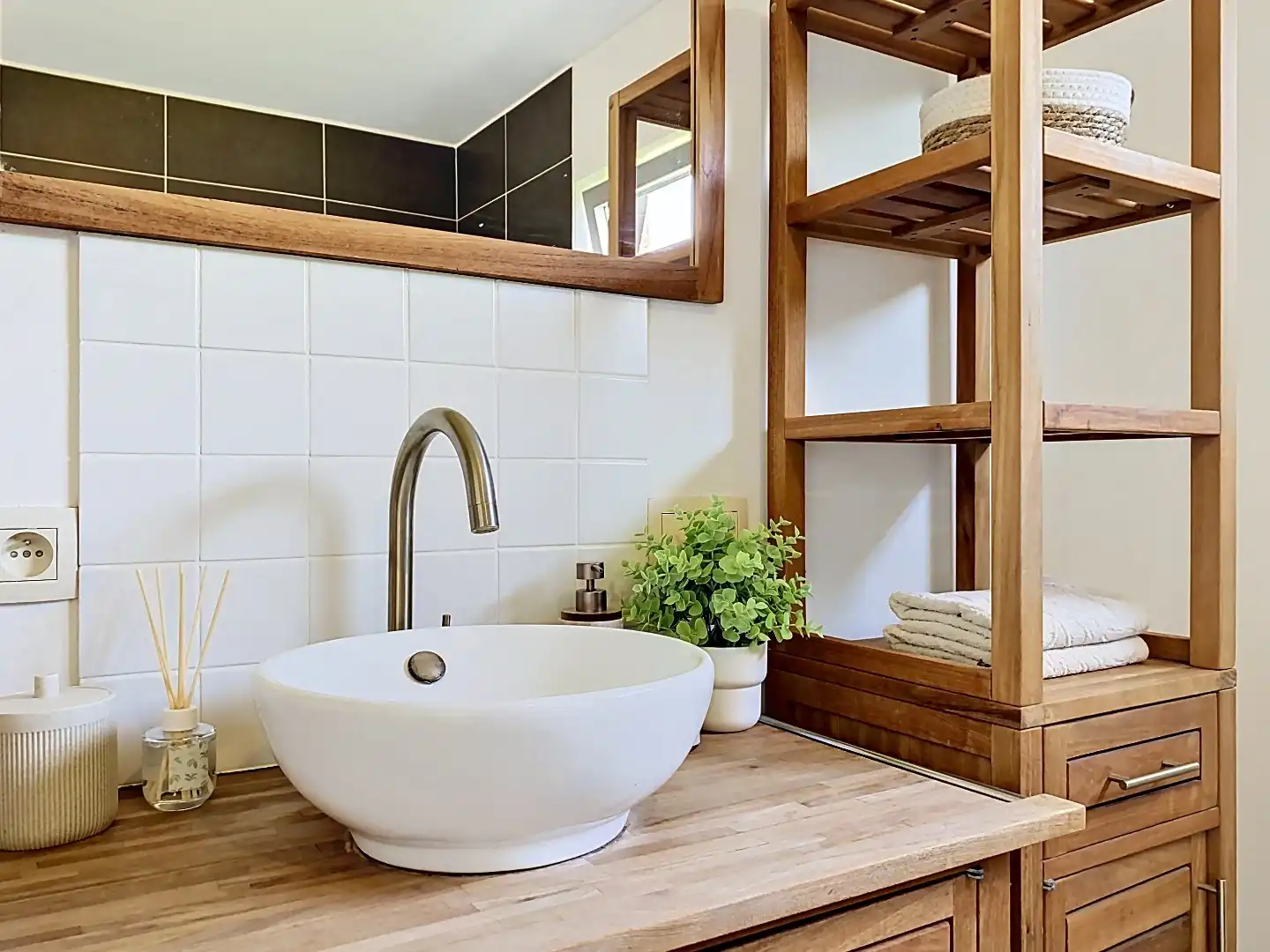 Instapklare gezinswoning met open zicht en mooie tuin, perceel 539 m², Torhout foto 13