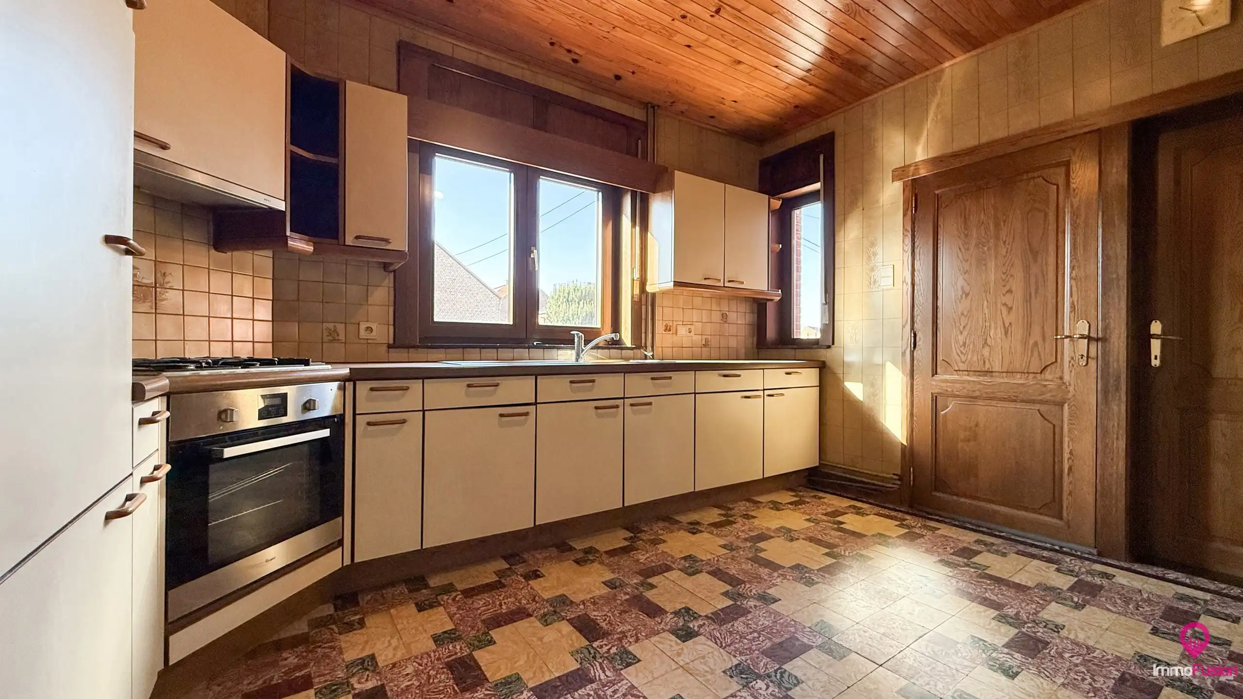 Rustig gelegen woning met tuin en uitbreidingsmogelijkheden! foto 6