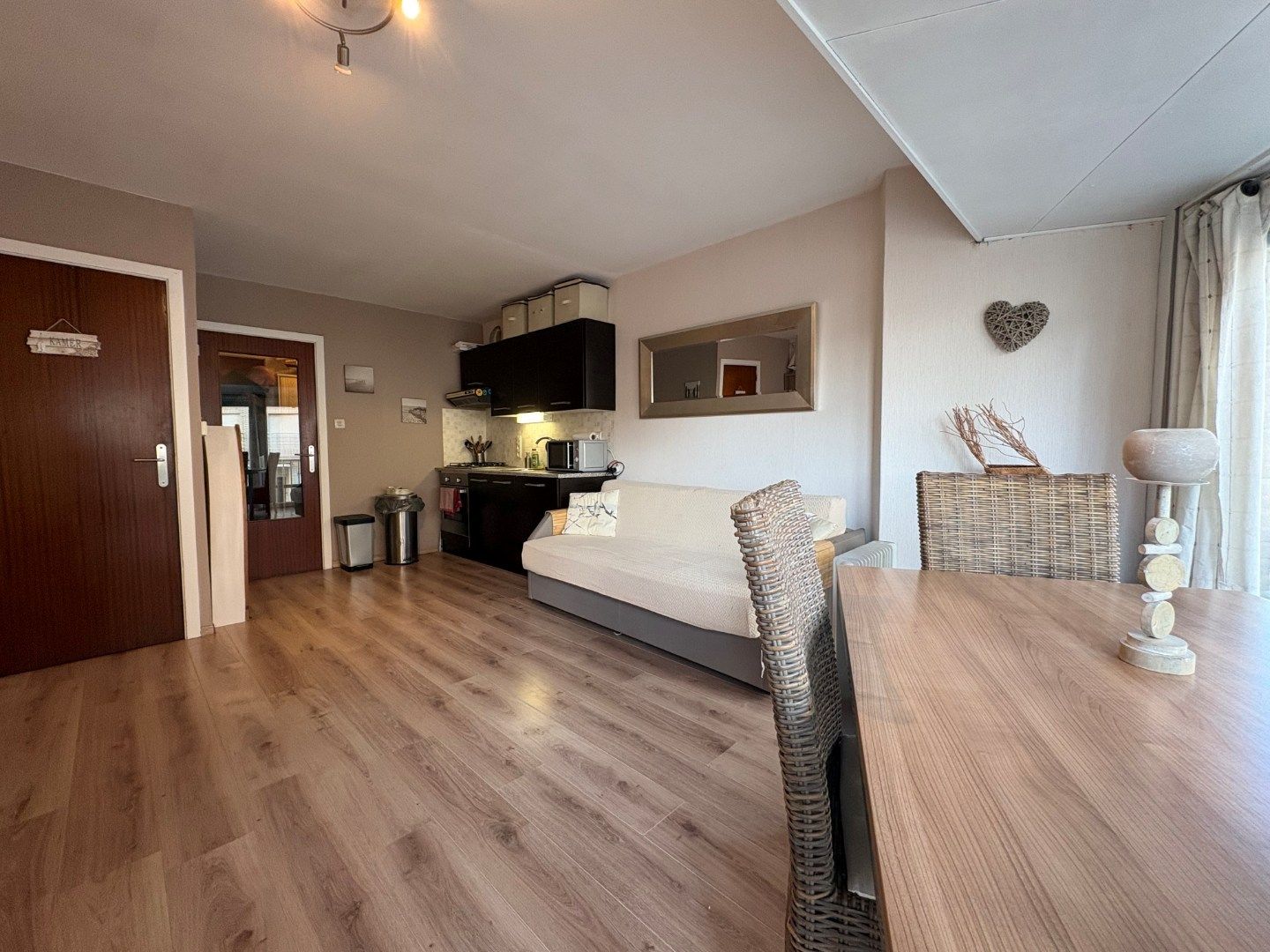 Instapklaar en gezellig appartement aan zee - eerste verdieping met lift  foto {{pictureIndex}}