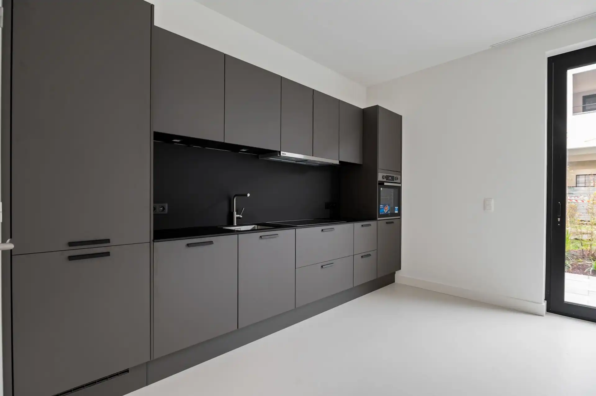 gelijkvloers nieuwbouw 2slk appartement met tuin foto 7