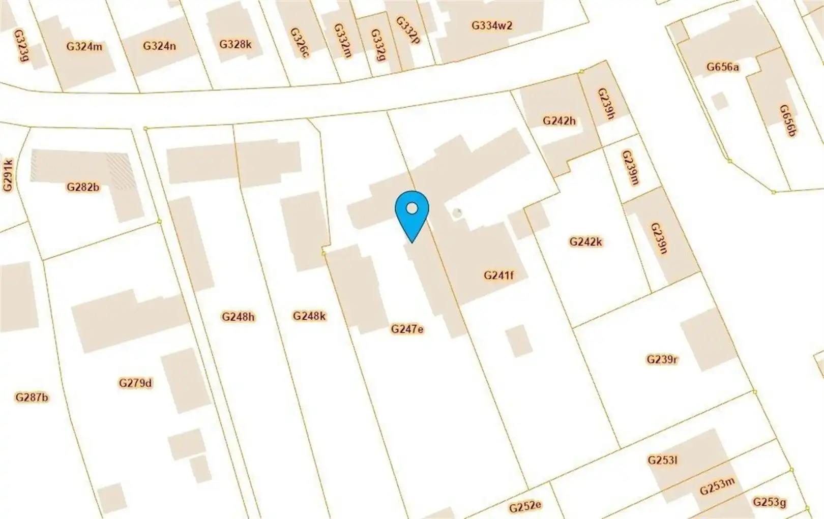 Zeer ruime woning + loods/atelier op 21 are 50 ca foto 40