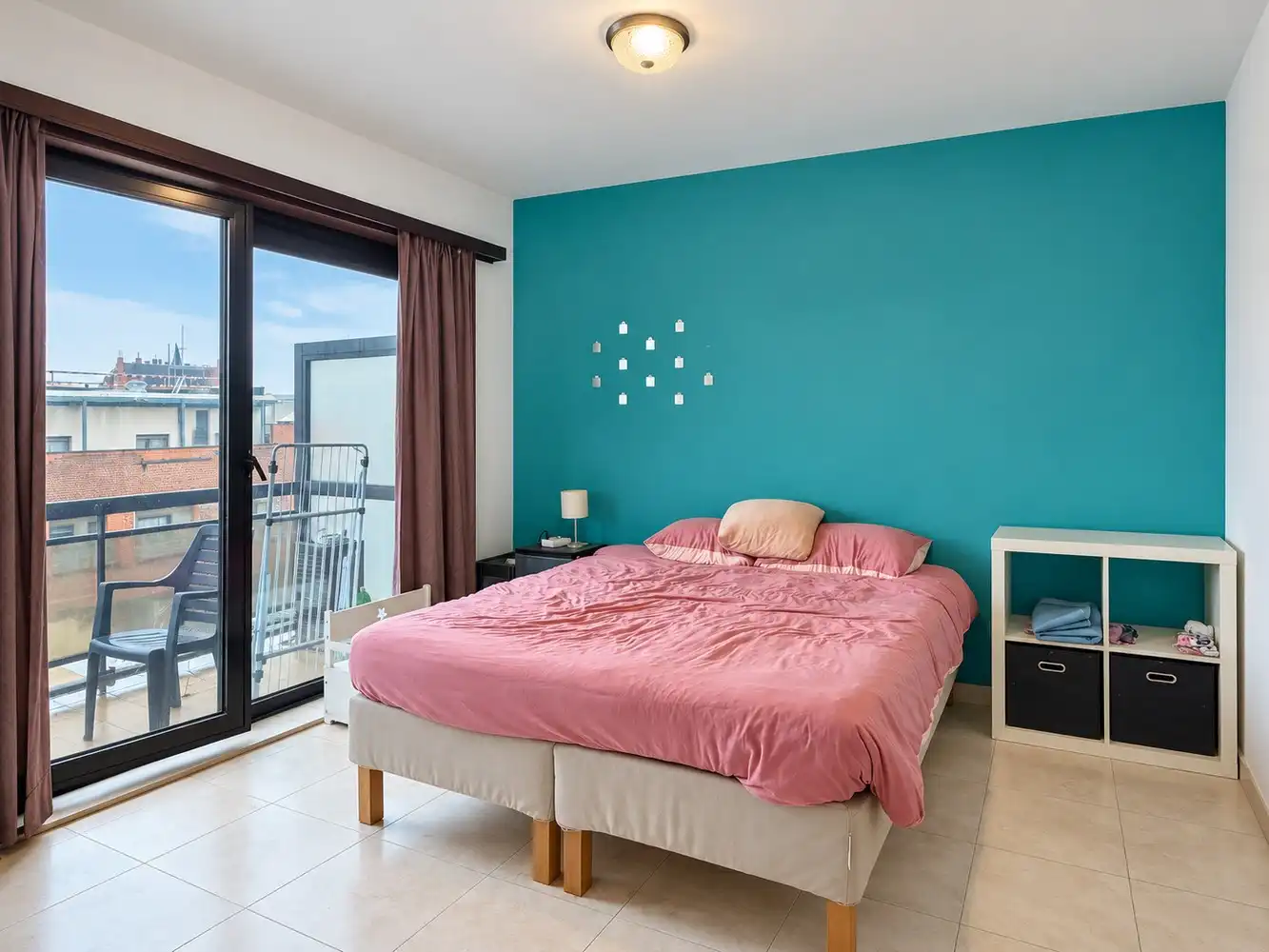 Functioneel en zonnig appartement met drie slaapkamers en groot terras foto 11