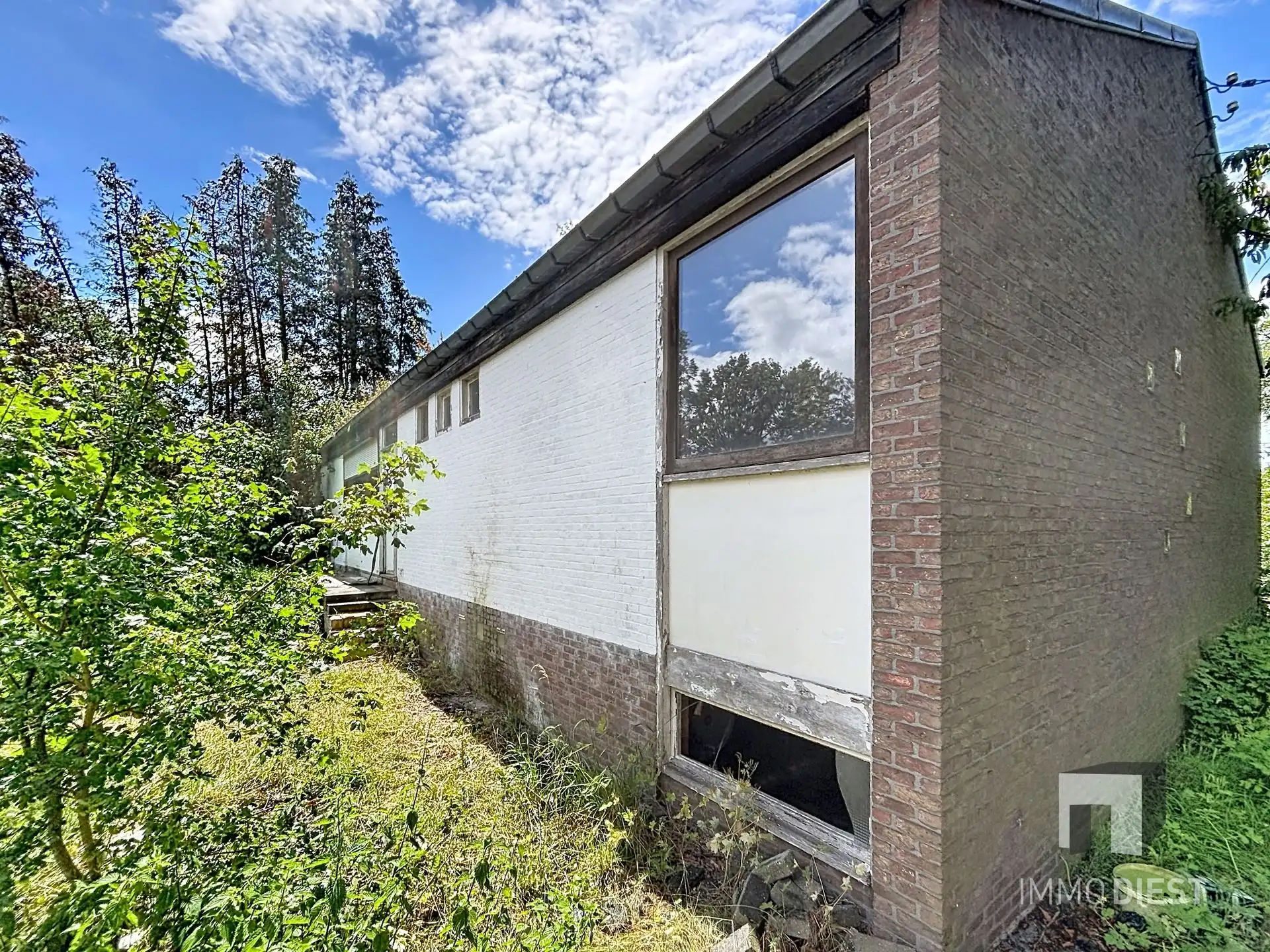 Totaal te renoveren woning of afbraak en heropbouw op 15a 88ca. foto 3
