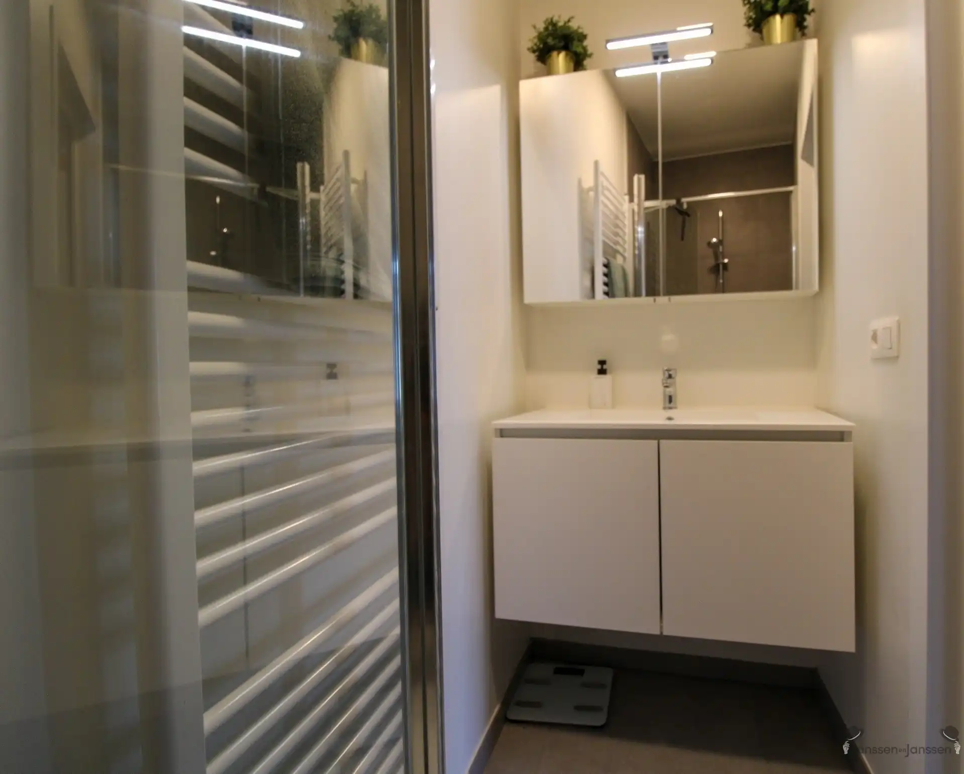 appartement 1e verdieping, 3 slpks, 2 badk, 2 parkings foto 14