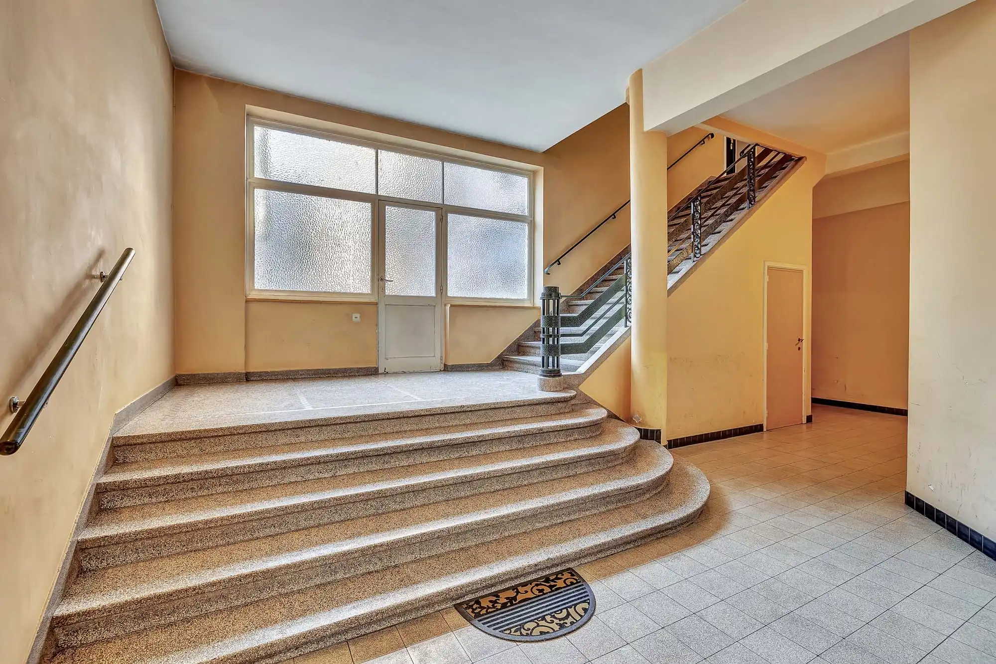 Instapklaar appartement met 2 slaapkamers te Anderlecht foto 13