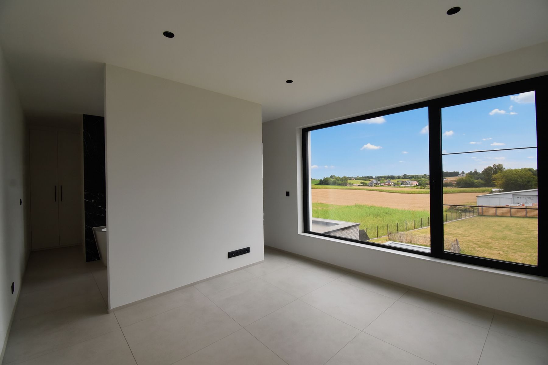 Exclusieve villa met zwembad foto 11