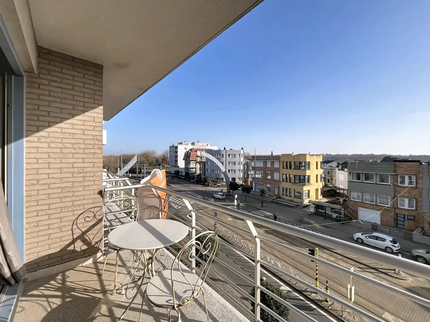 één slaapkamer appartement met zonnig terras EPC label A foto 2