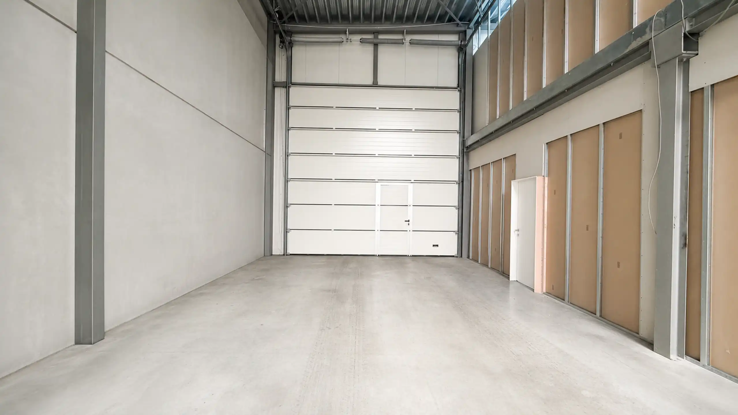 Recente KMO-unit van 400m² met kantoren op toplocatie in HZ! foto 20