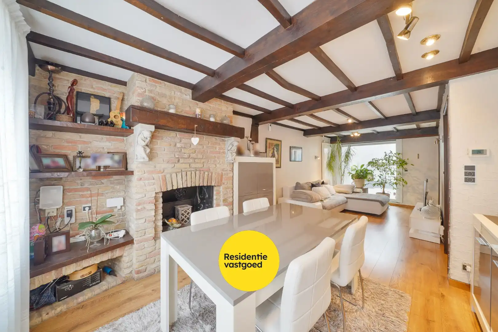 Charmante gezinswoning met 3 slaapkamers te Mariakerke foto 3