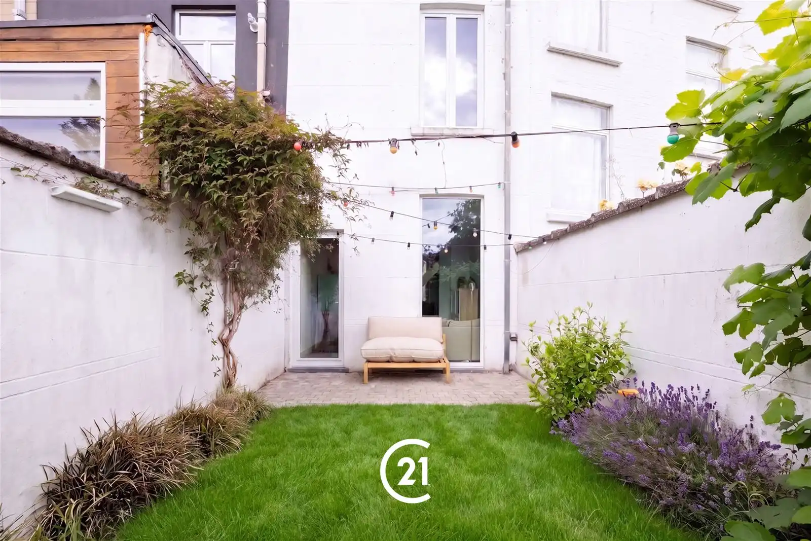 Instapklare woning met 3 slaapkamers en tuin in Gent foto 2