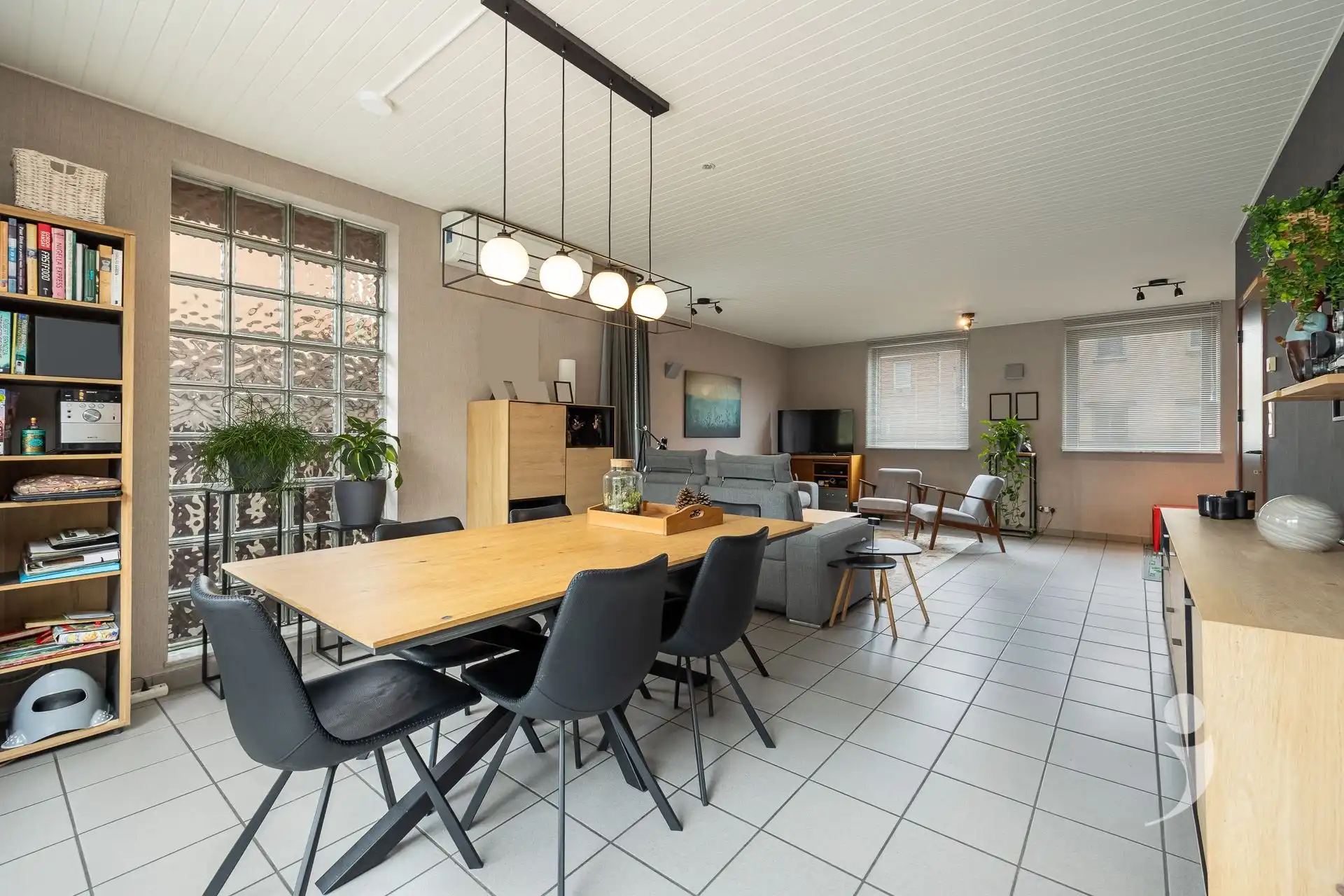 Charmante gezinswoning met uitzonderlijke tuin en weids uitzicht  foto 10