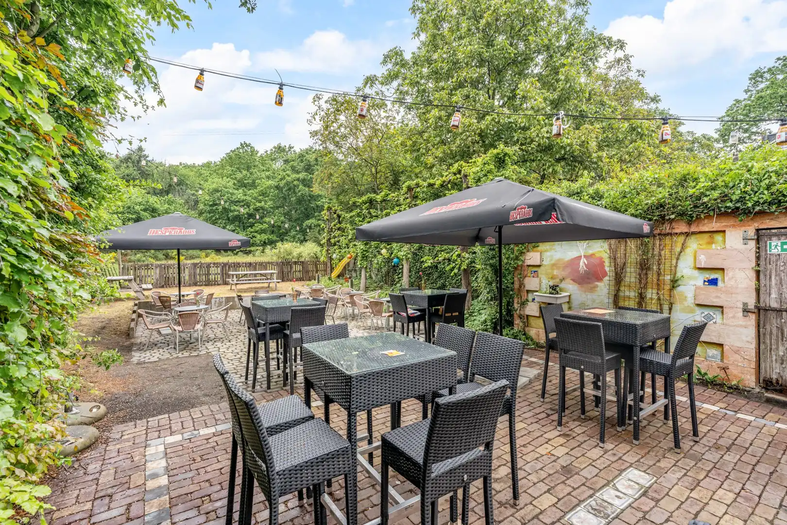 Gerenommeerd café met ruime bovenliggende woonst te koop in Houthalen-Helchteren foto 7