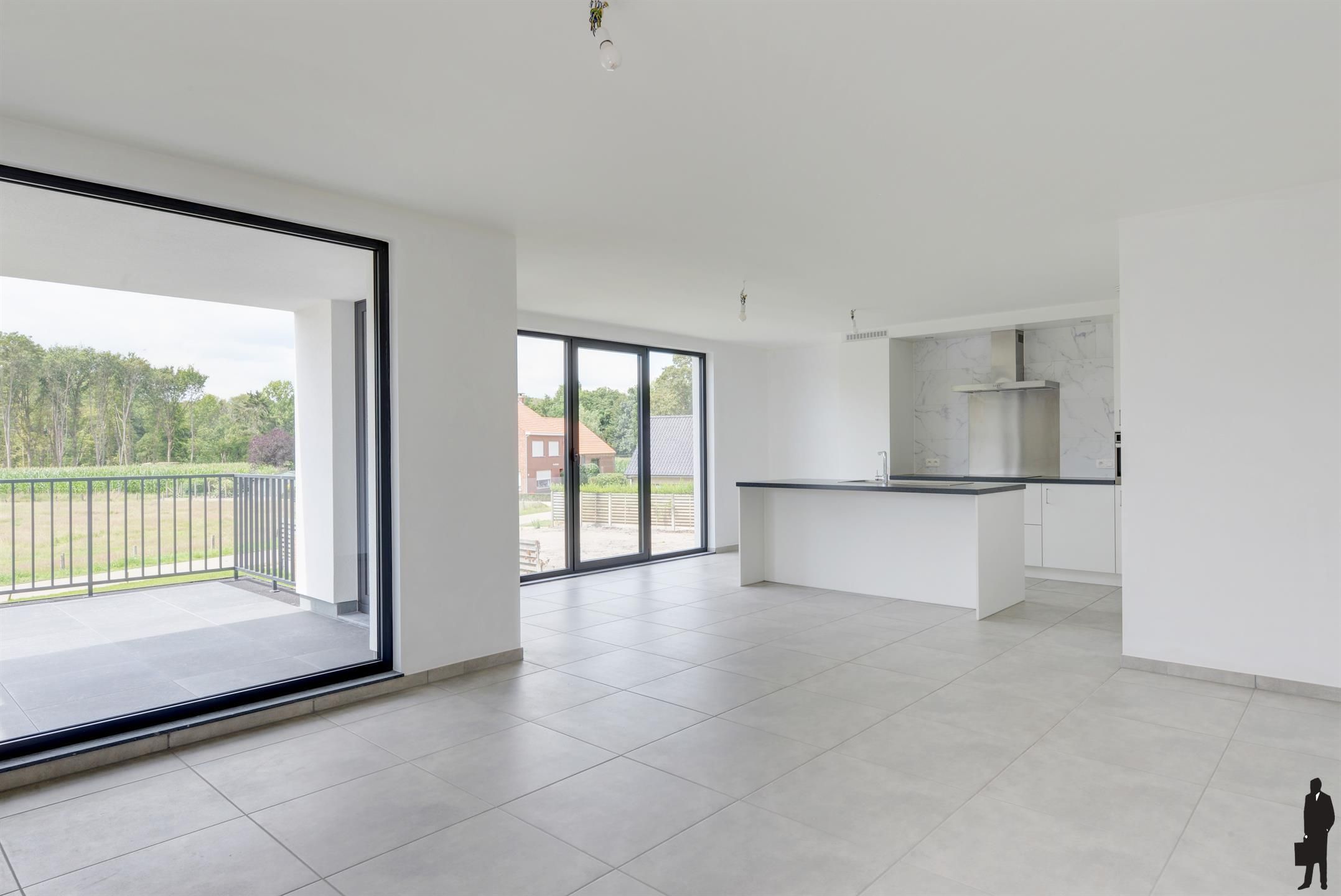 Modern appartement met 3 slaapkamers en terras foto 3