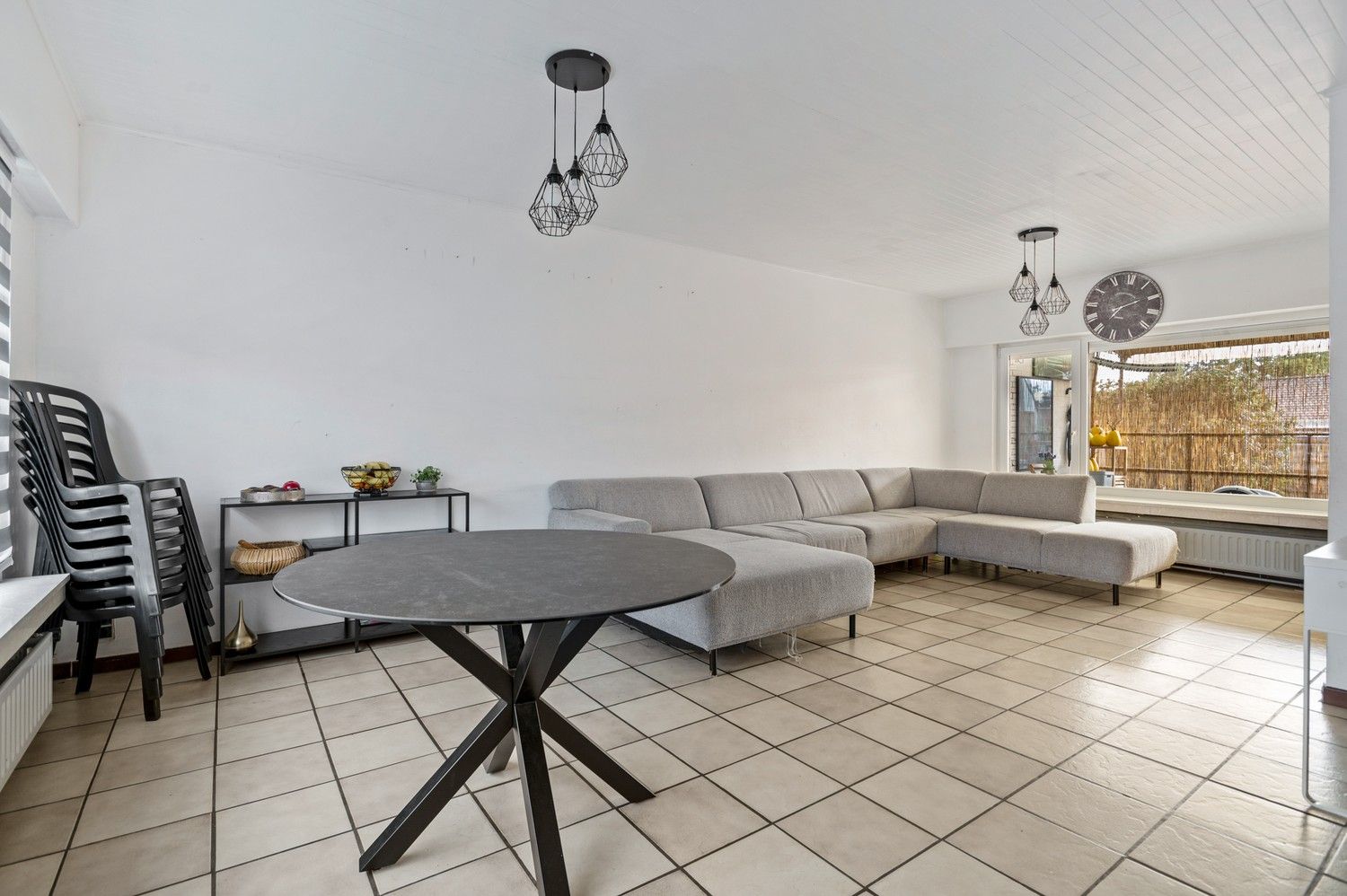 Op te frissen woning op toplocatie met 3 slaapkamers, zolder en kelder te Lier foto 4