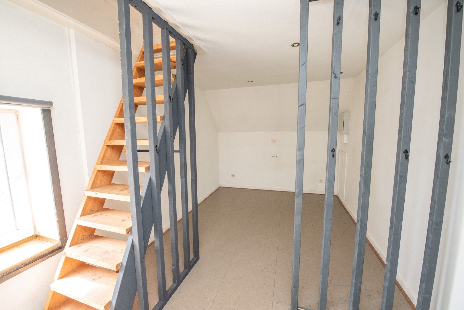 Dak appartement in het centrum van  Zulte! foto 7