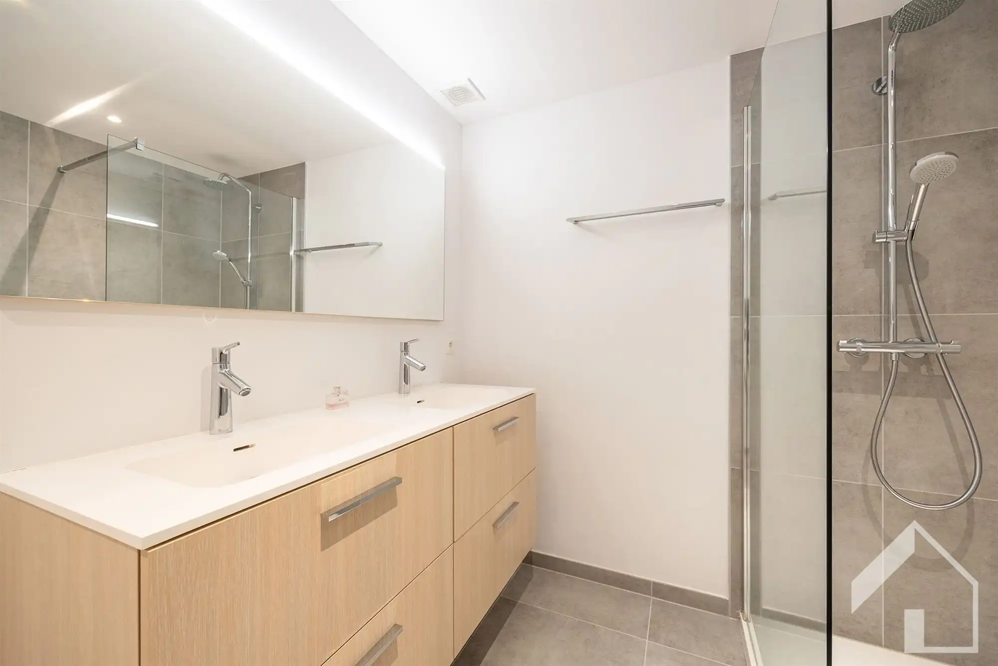 Prachtig energiezuinig nieuwbouwappartement (2020) met 1 slaapkamer foto 14