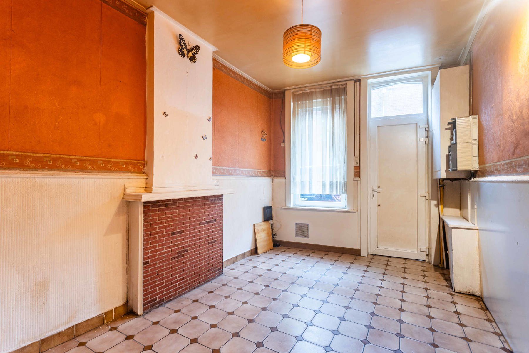 Te renoveren woning in centrum Geraardsbergen foto 4