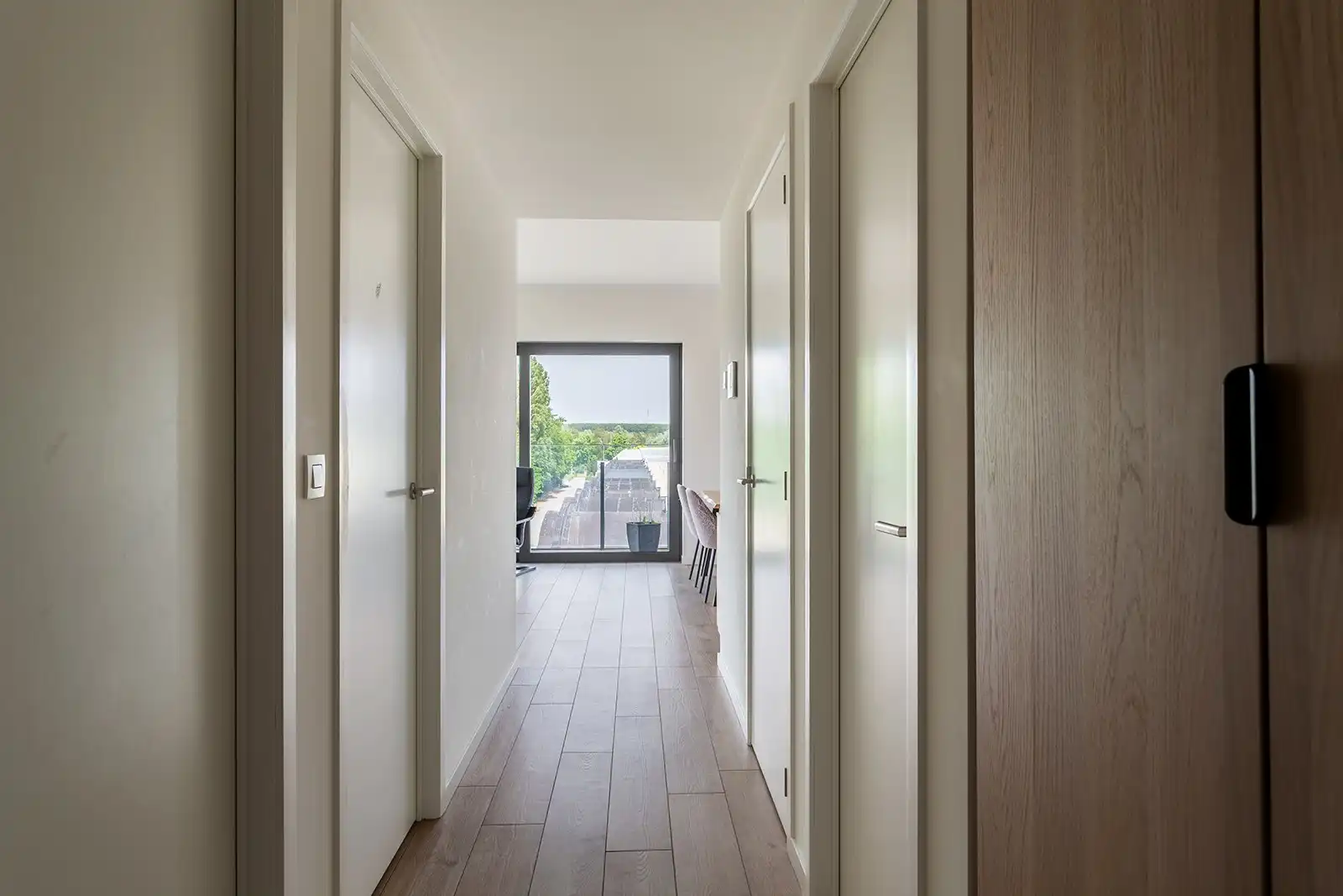 2 slaapkamer appartement met veel lichtinval foto 15