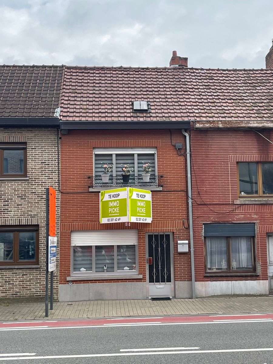 Zeer goed onderhouden rijwoning in Halle foto 1