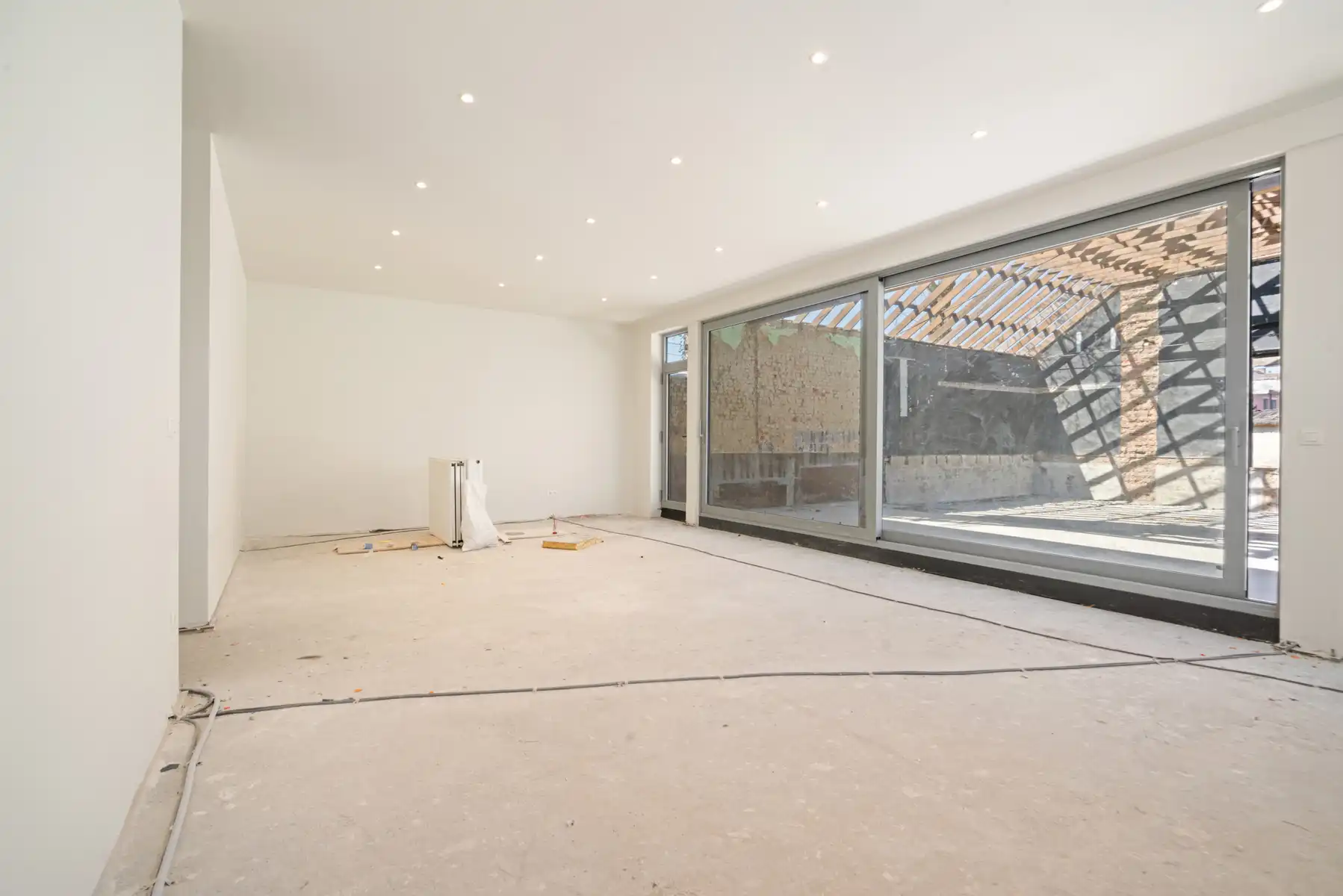 Gebouw voor gemengd gebruik met bovenliggend appartement  foto 13