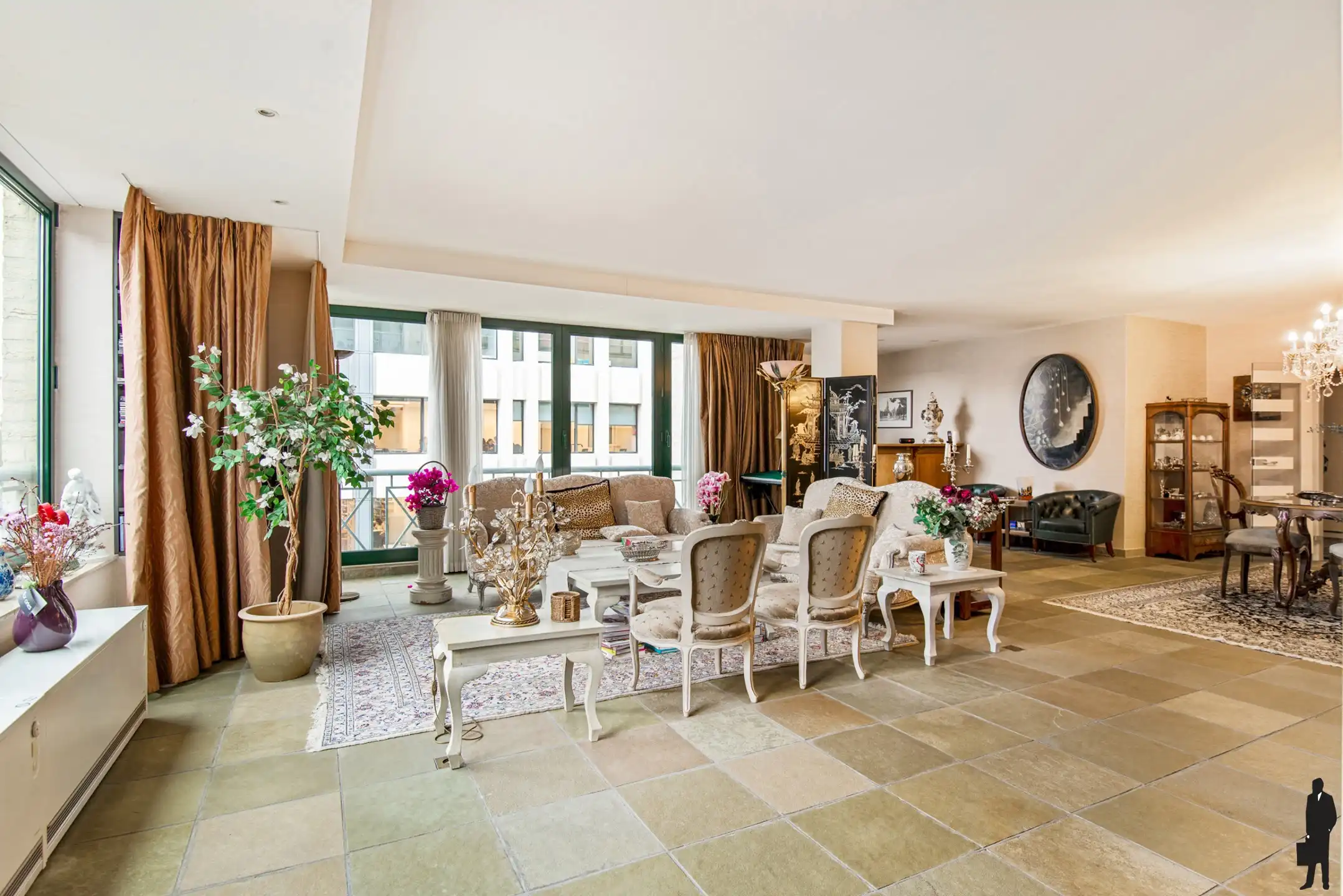 Dubbelappartement met zicht op Groenplaats en Kathedraal foto 9