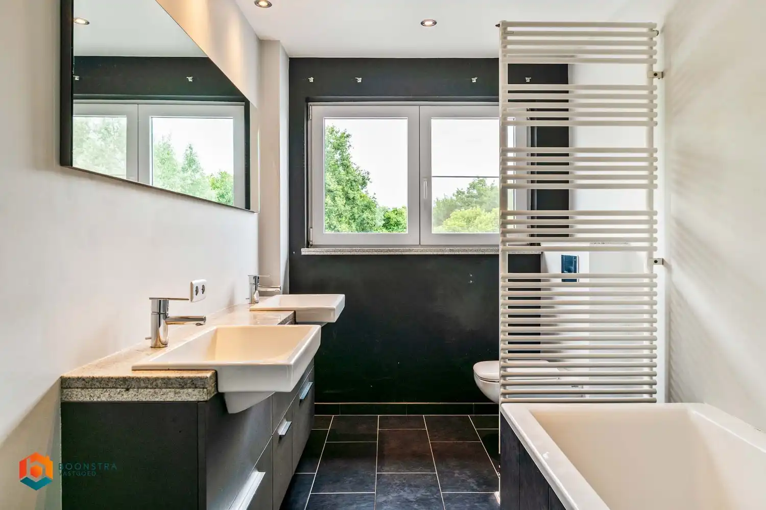 Woning met 3 slpkrs, tuin en zwembad foto 11