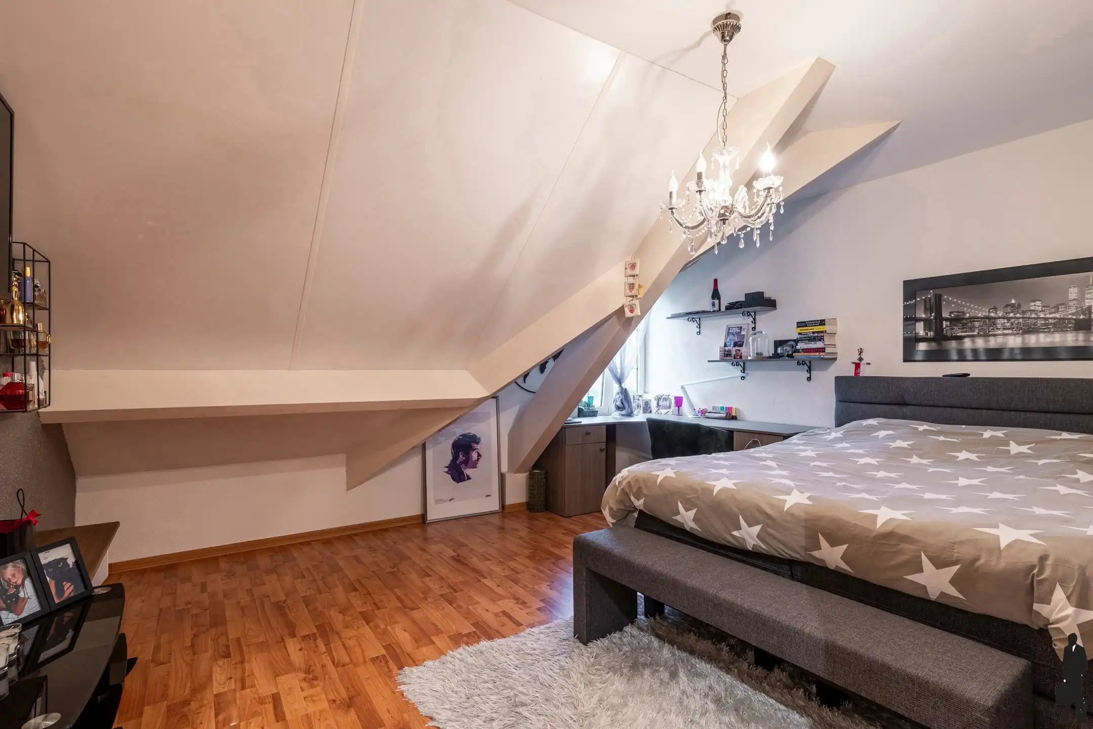 Unieke praktijkruimte met ruime villa, buitenzwembad in grensstreek foto 31