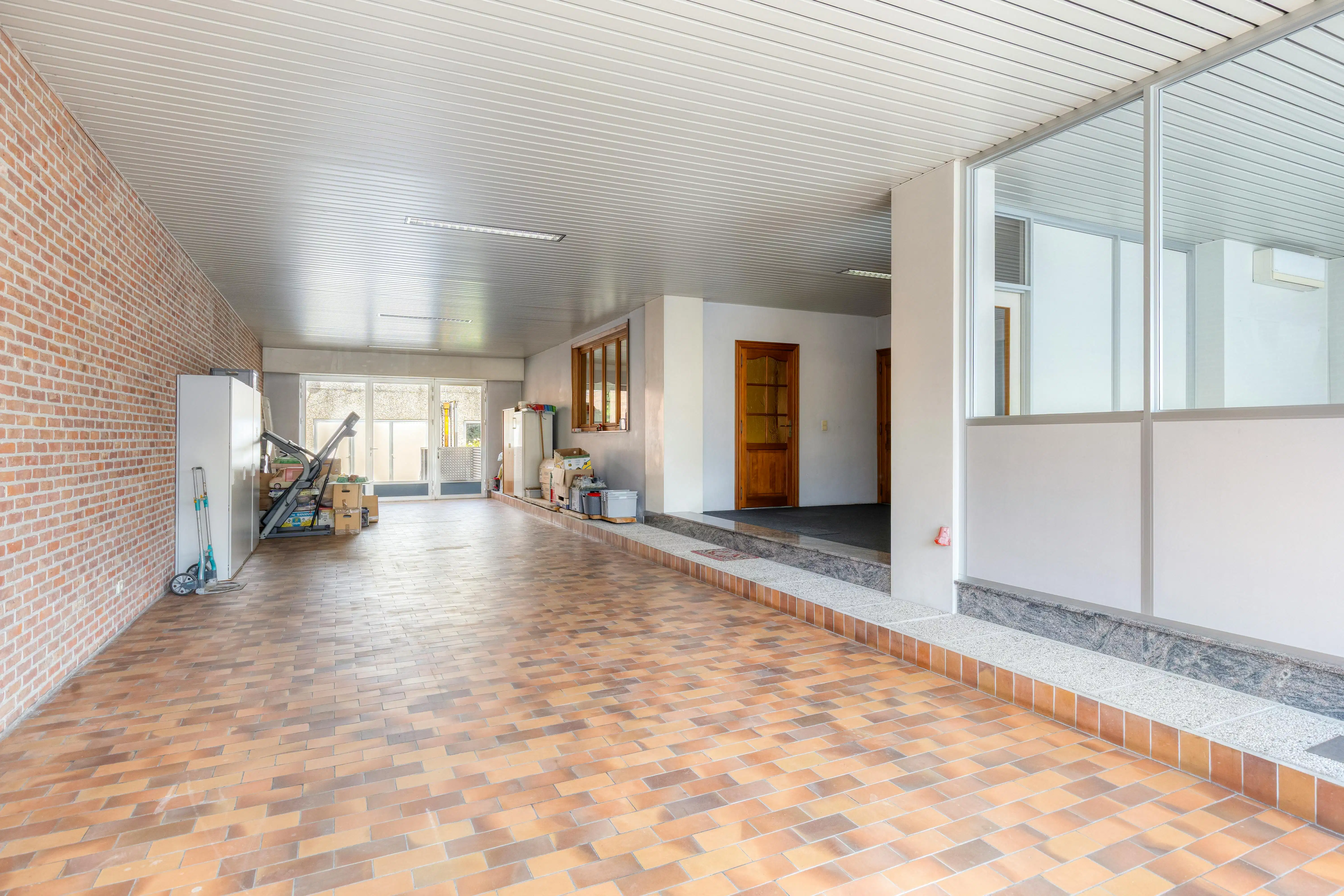 Huis met magazijn te koop in Boom    foto 4