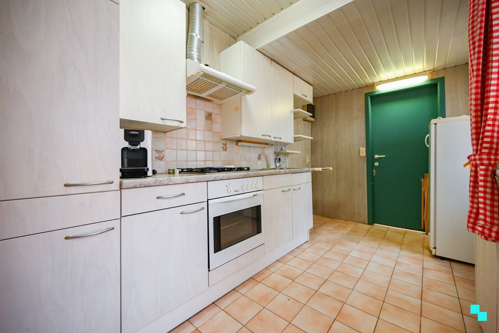 Eéngezinswoning met garage op grens Izegem / Lendelede foto 9