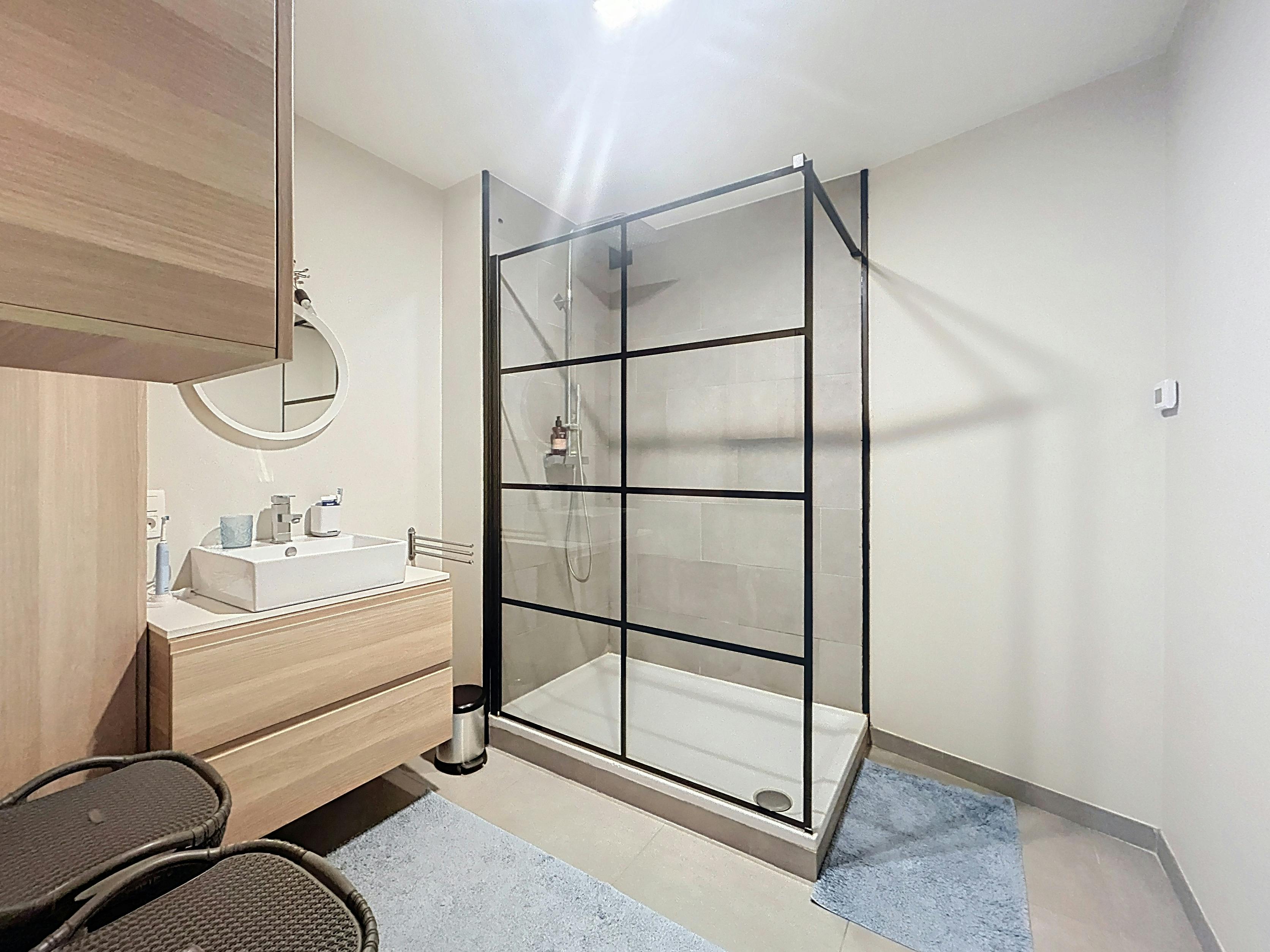 Bijzonder ruim appartement te huur centrum Waregem foto 14