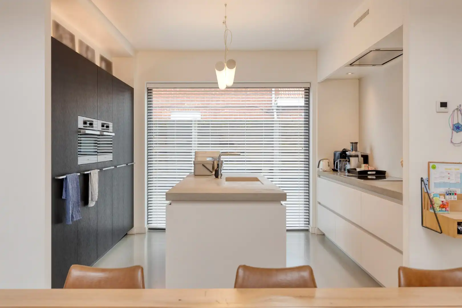 Moderne energetische woning met 4 SLPKS en bijgebouw !  foto 9