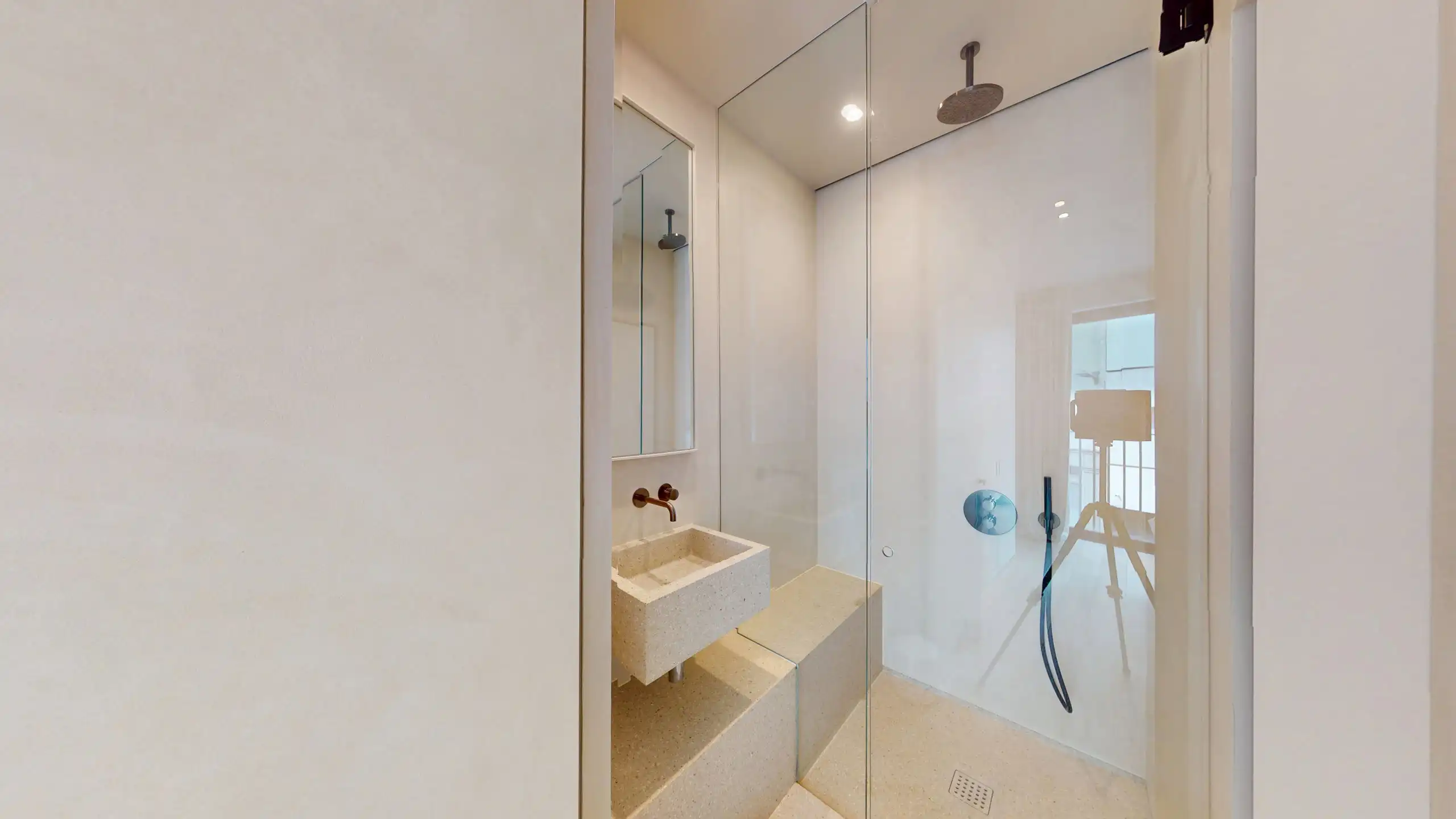 ANTWERPEN - Gemeubeld appartement vlakbij de Schelde foto 6