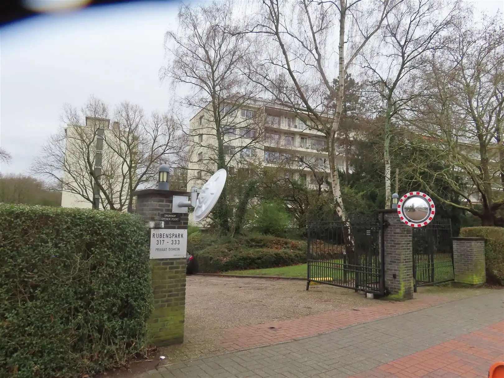 Gezellig appartement (2slpk) met groot terras in Edegem! foto 14