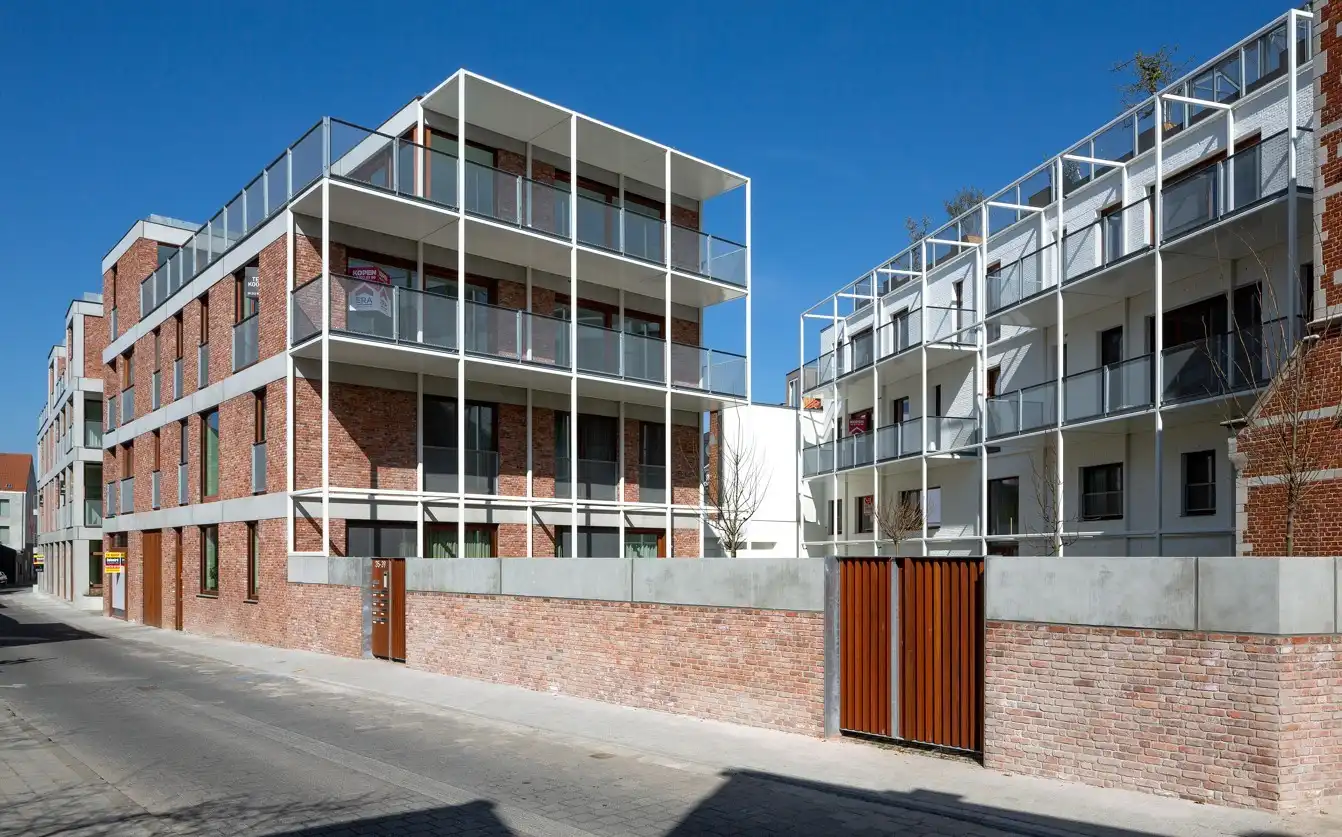 LAATSTE NIEUWBOUW COMMERCIËLE UNITS IN HET HIPPE PORTIER 51 foto 18