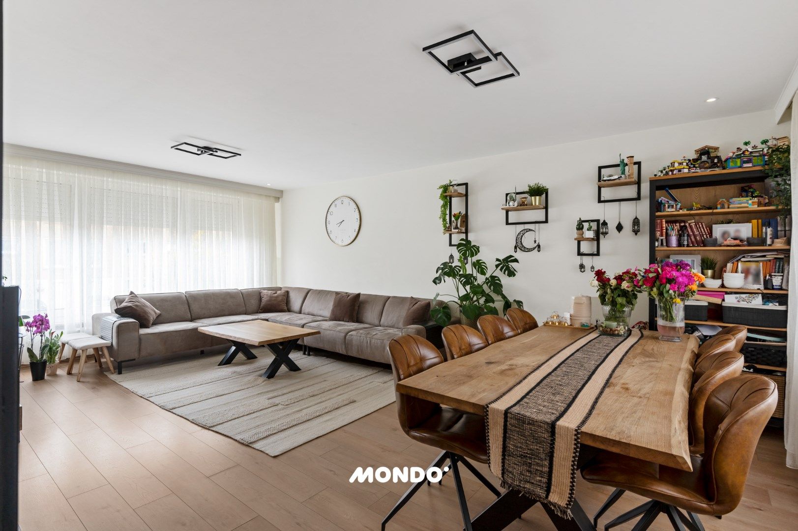 Ruime Beletagewoning met Tuin en Garage in Antwerpen foto 4
