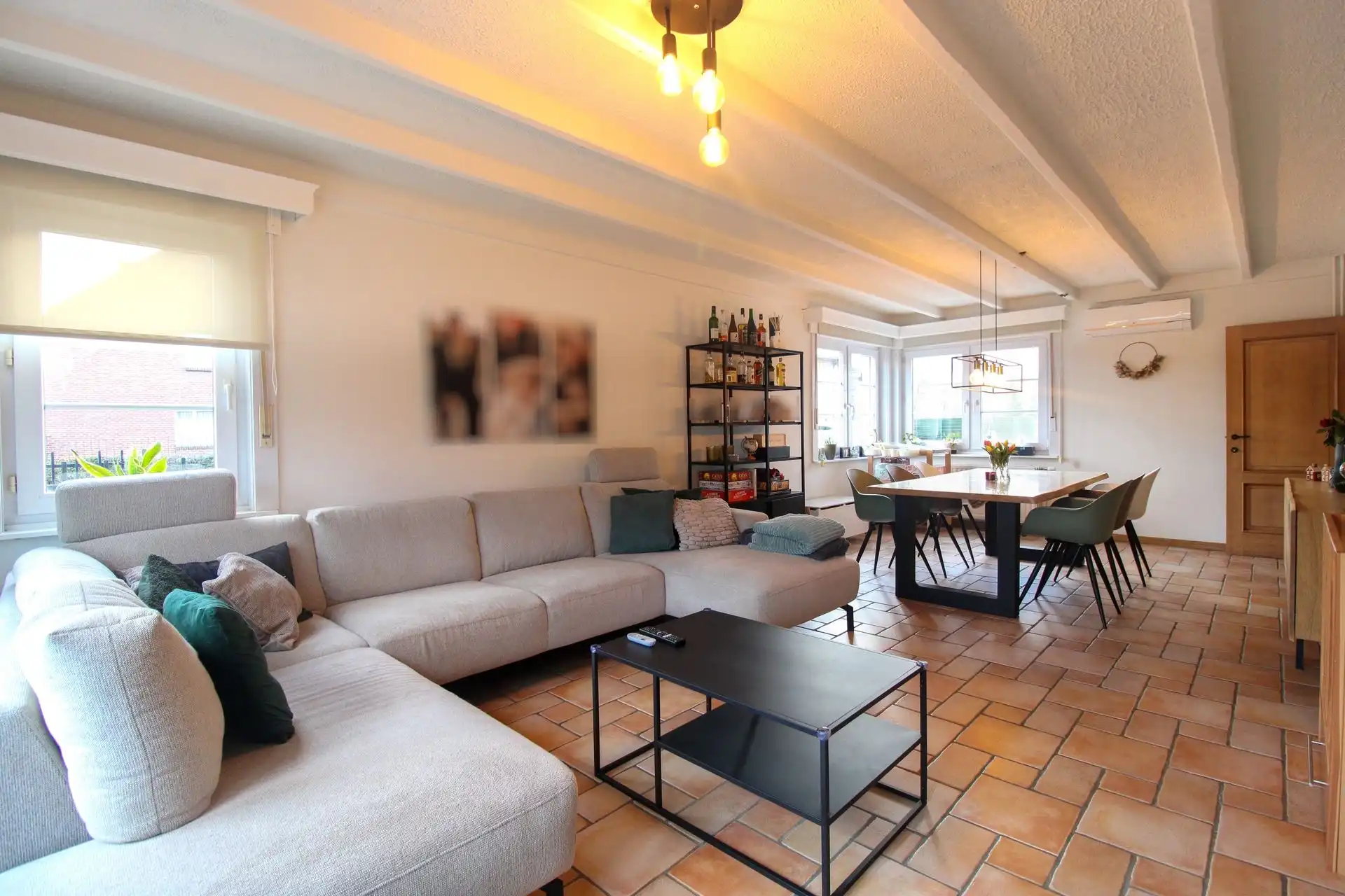 Gezinswoning met 3 slaapkamers op royaal perceel van 14a18ca in het landelijke Uikhoven! foto 4