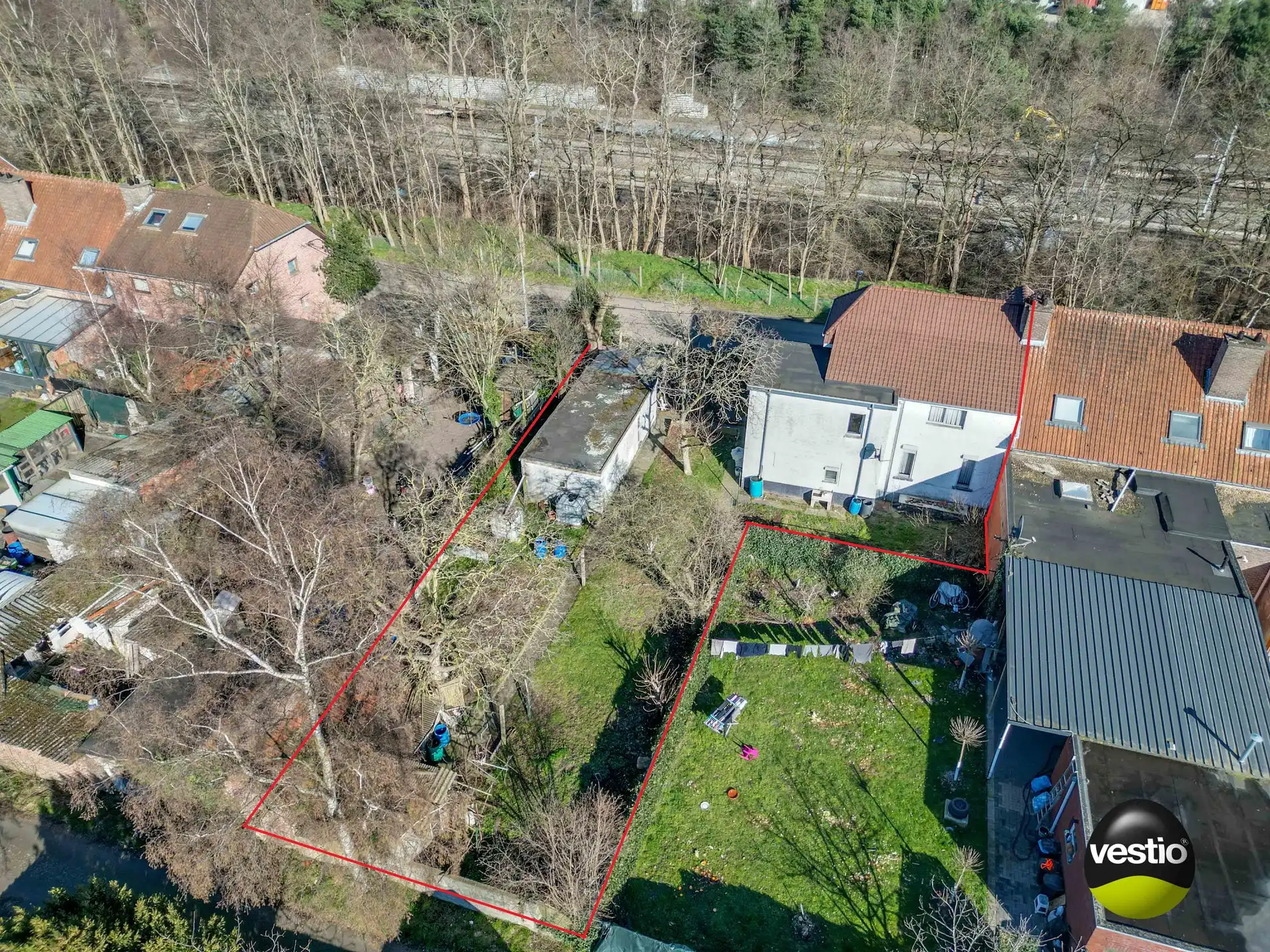 RUSTIG GELEGEN WONING MET 4 SLAAPKAMERS foto 6