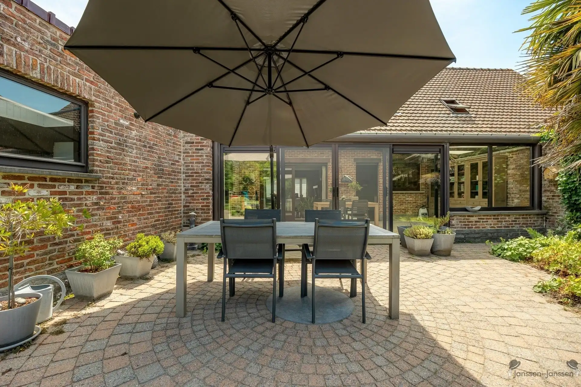 Landelijke woning met grote tuin op topligging foto 3