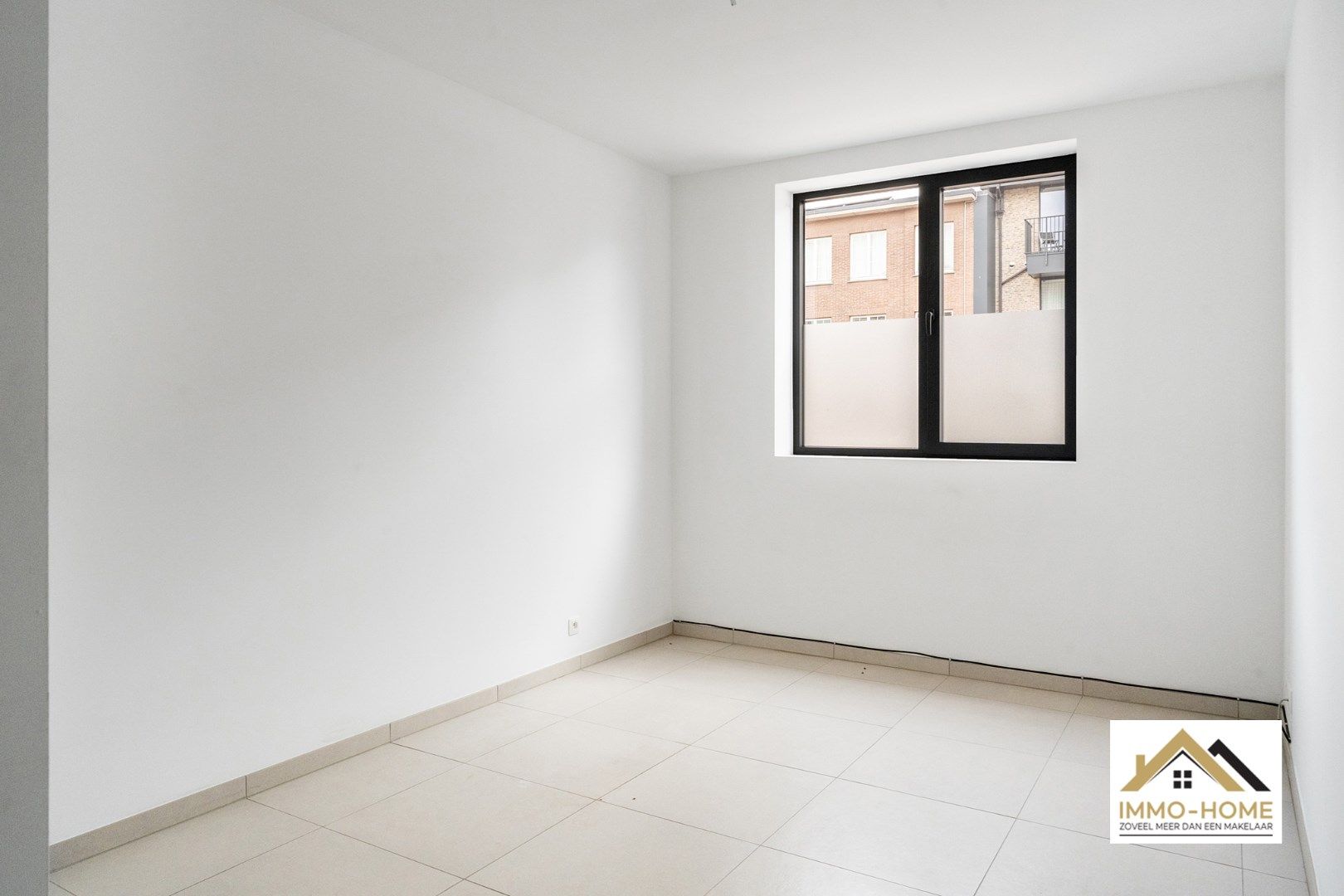 Modern gelijkvloers appartement!! foto 14