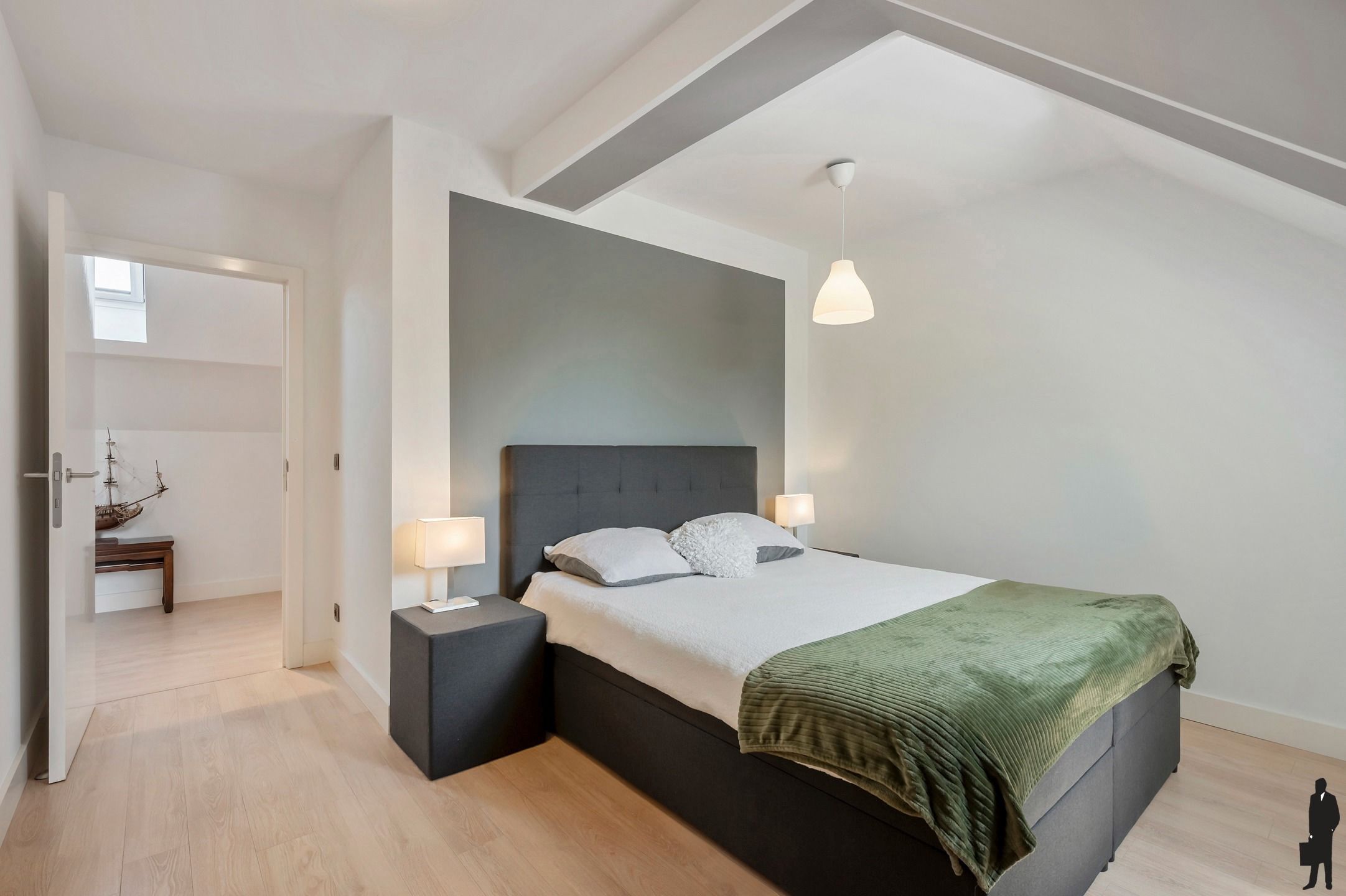 Tijdloze villa op perceel van ca. 1287 m².  foto 20