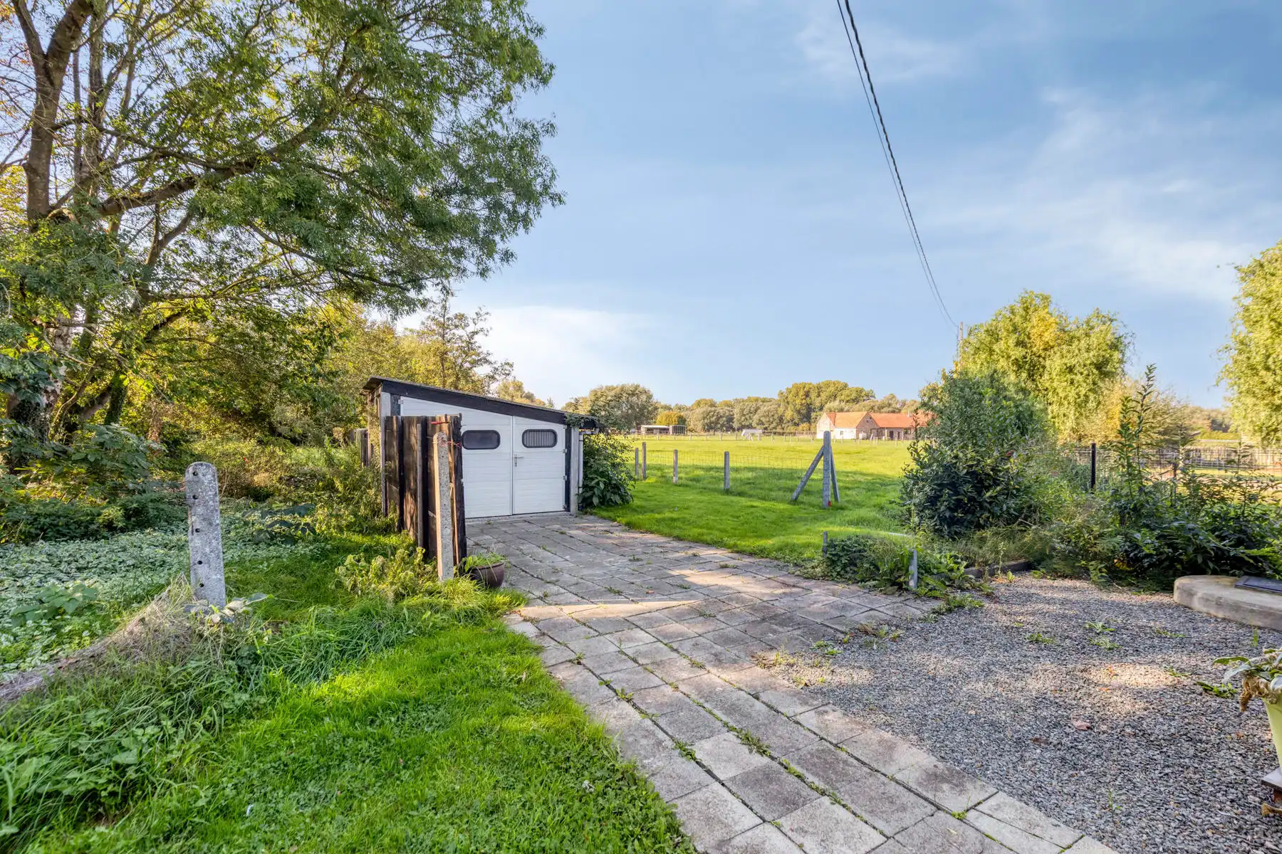 Instapklare woning op rustige en groene ligging foto 16