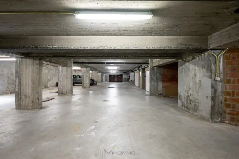 Te koop: Autostaanplaats in Residentie Madeleine – Duinbergen foto 3