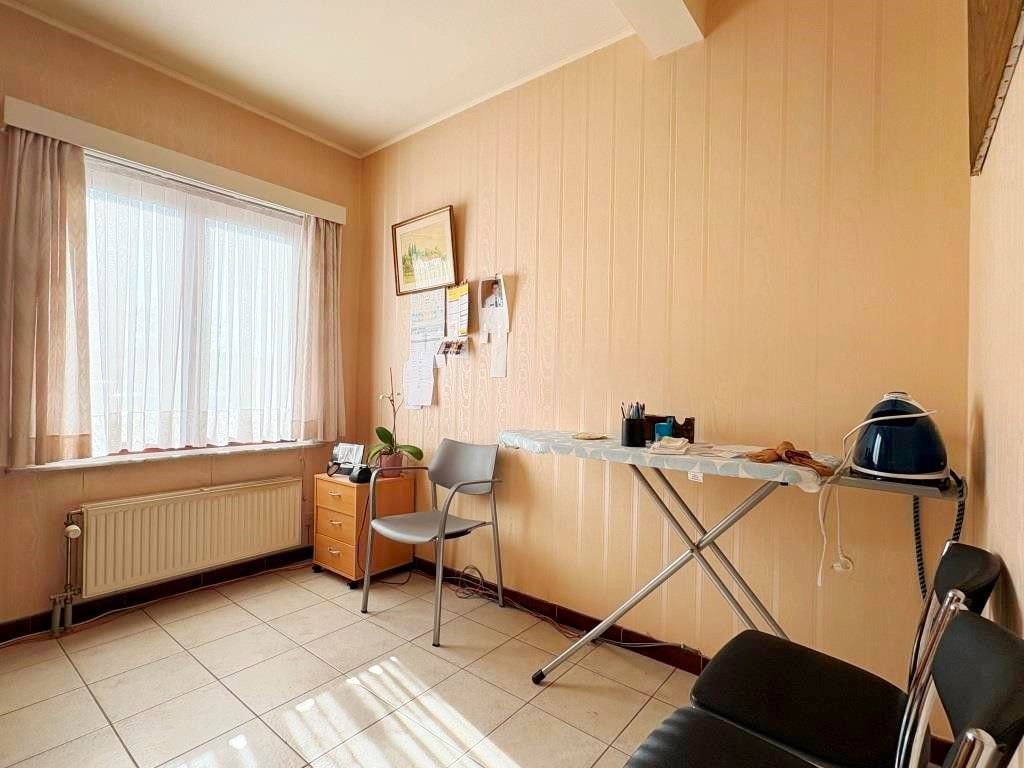 Verzorgde vrijstaande woning met zonnige tuin. foto 13
