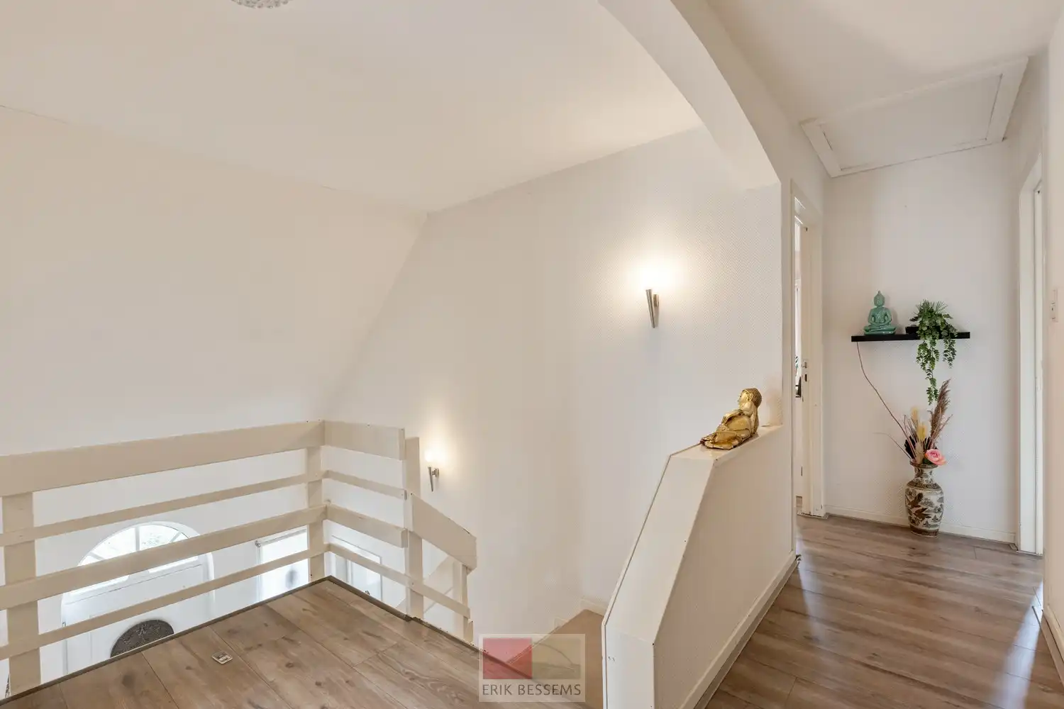 Vrijstaande woning met luxe buitenbeleving en topligging nabij Maastricht foto 20