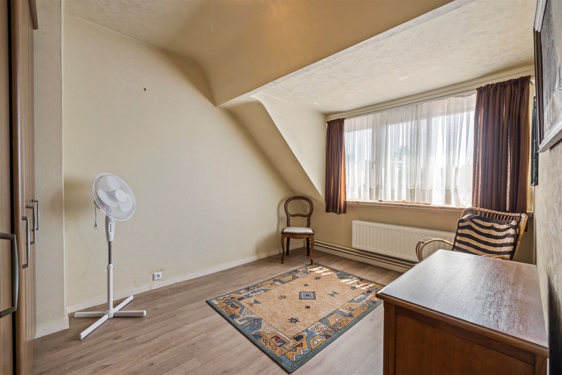 Uitstekend gelegen bel-étagewoning met 3 slaapkamers en garage foto 12