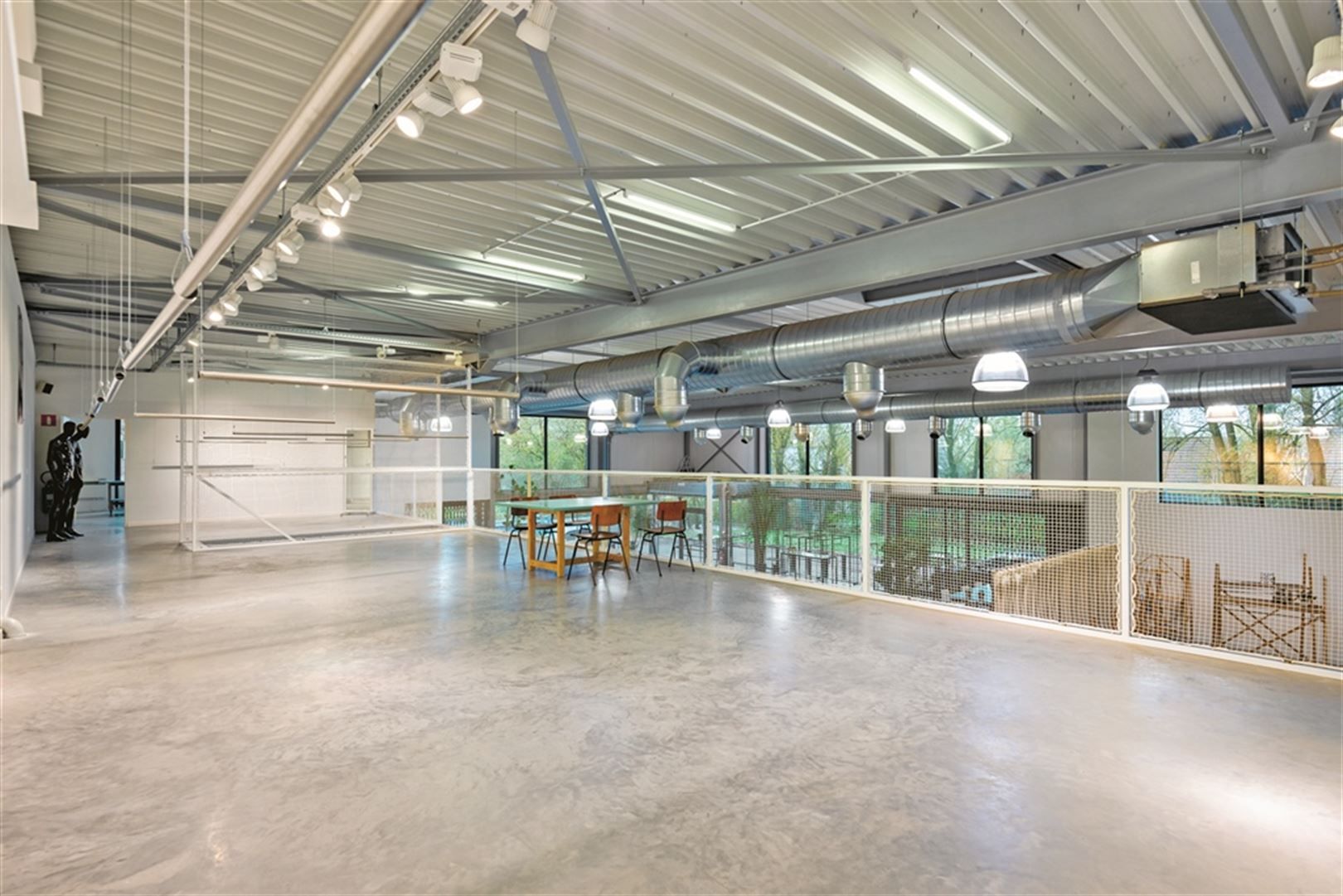 Kantoorgebouw foto 10