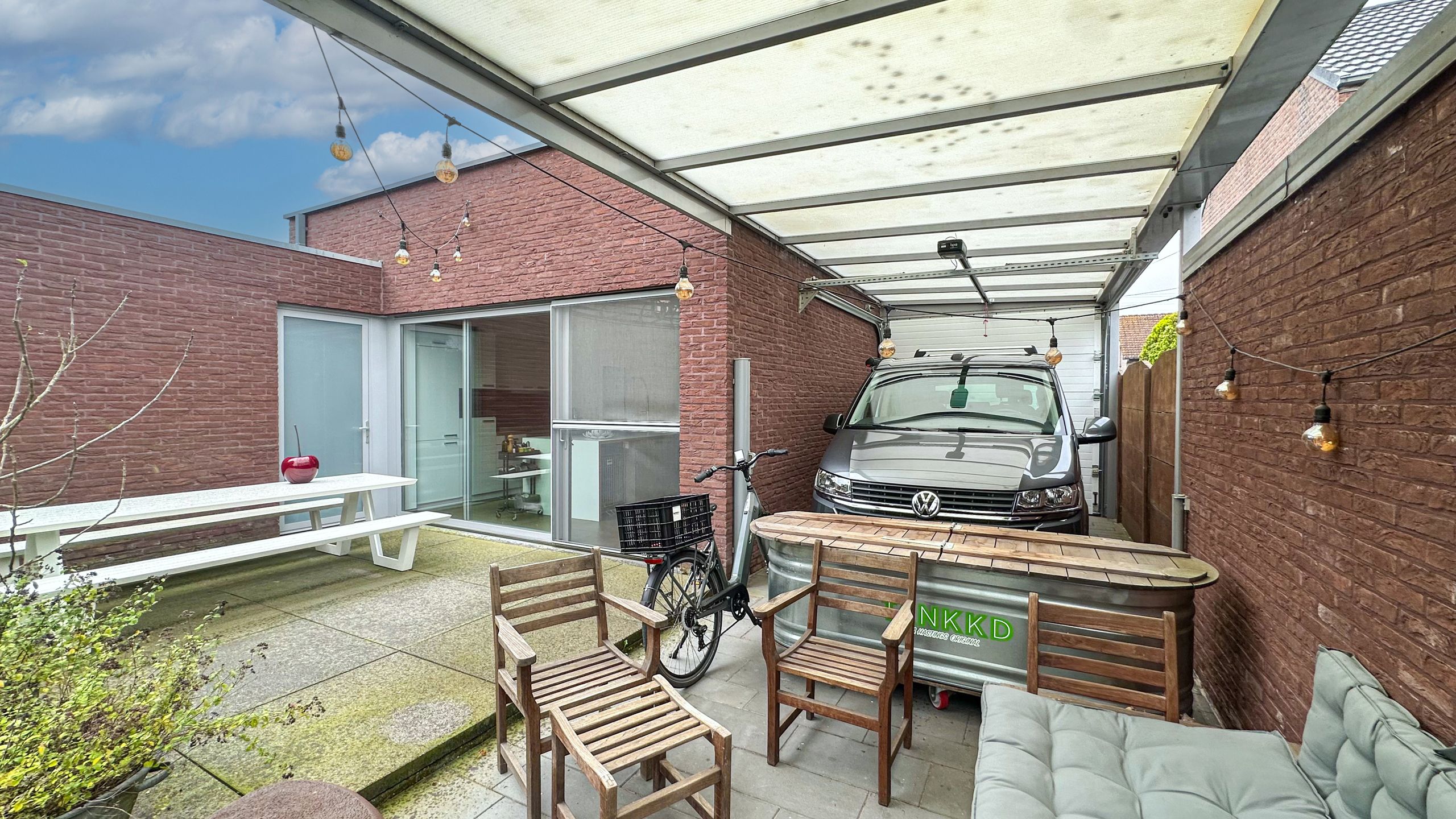 Ruime afgewerkte sfeervolle halfopen woonst met terras en tuin! foto 62