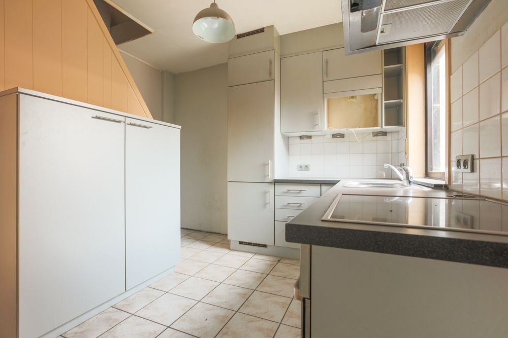 Halfopen woning met terras foto 2